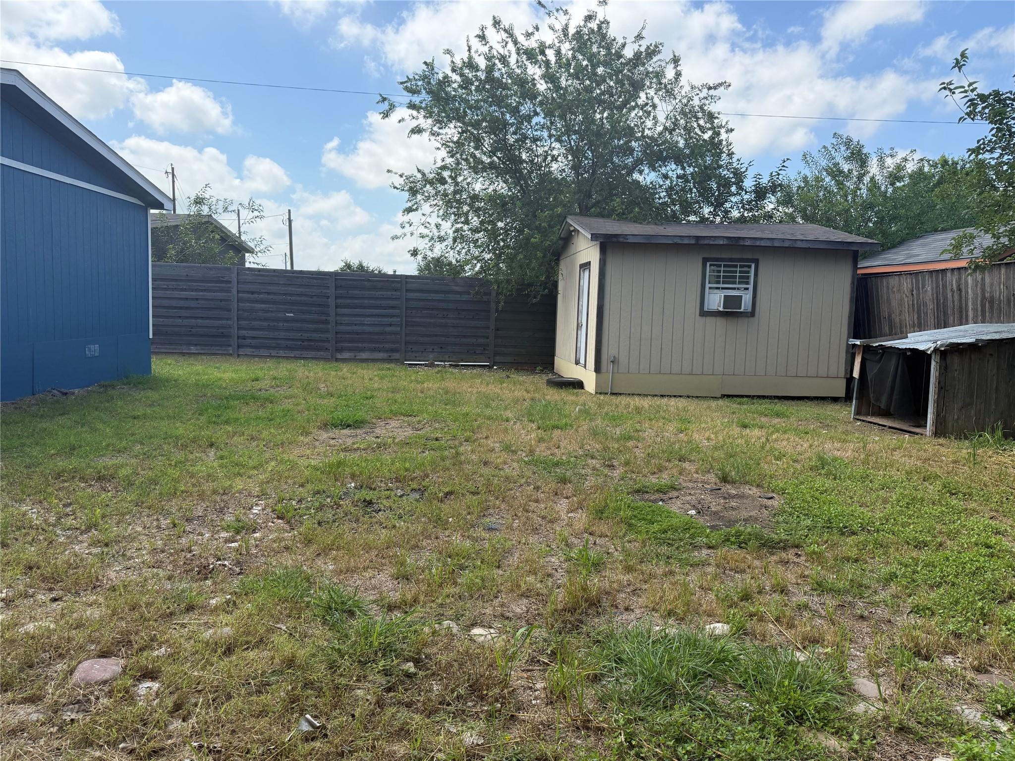 652 Stag Horn Pass, Kyle, TX 78640