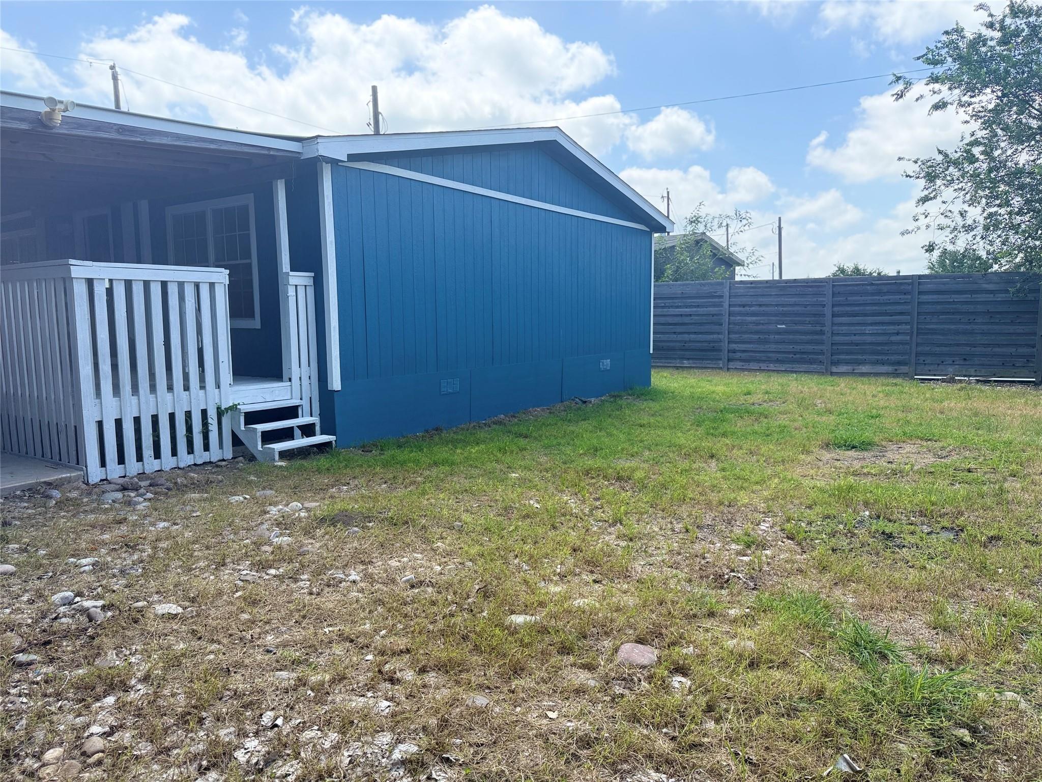 652 Stag Horn Pass, Kyle, TX 78640
