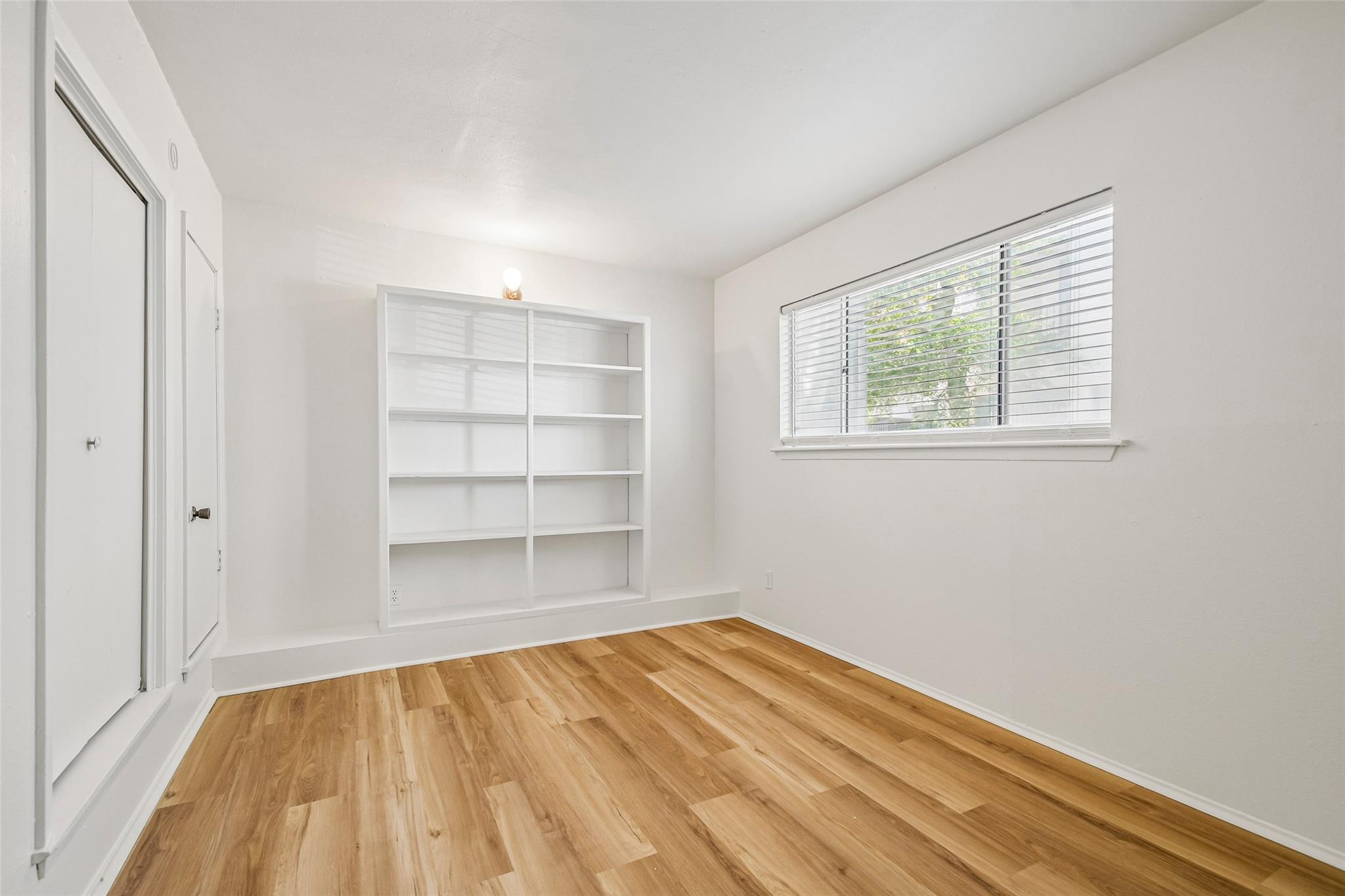2413 Leon St # 104, Austin, TX 78705