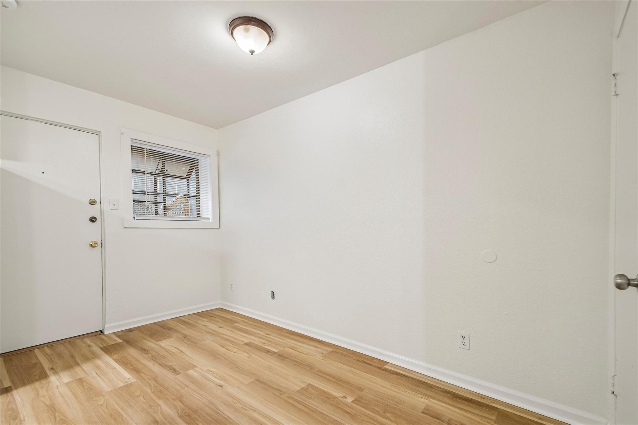 2413 Leon St # 104, Austin, TX 78705