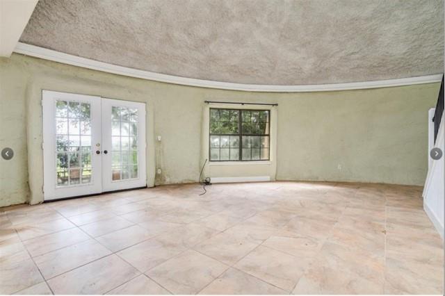 18501 N Venture Dr, Point Venture, TX 78645
