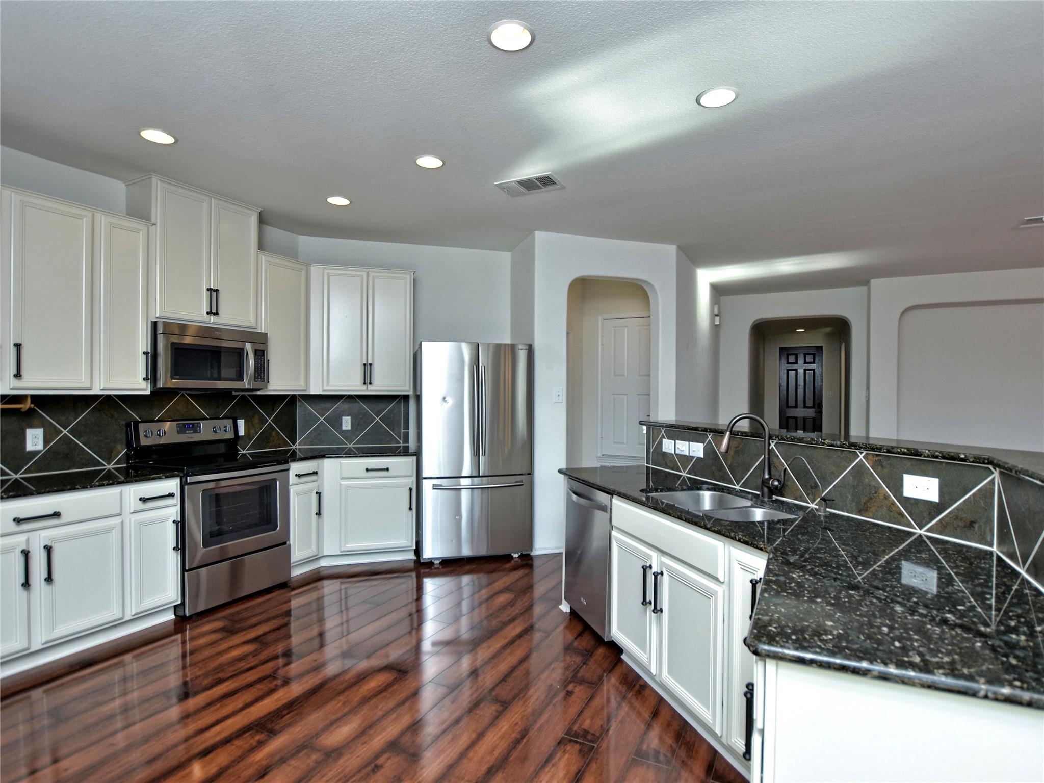 2717 Claremont Ct, Round Rock, TX 78665