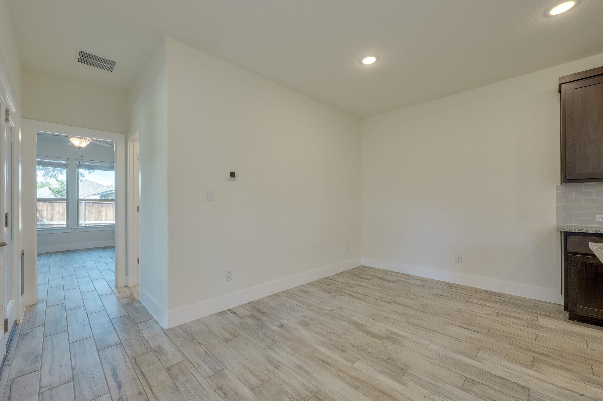 619 Parkline Dr, Georgetown, TX 78626