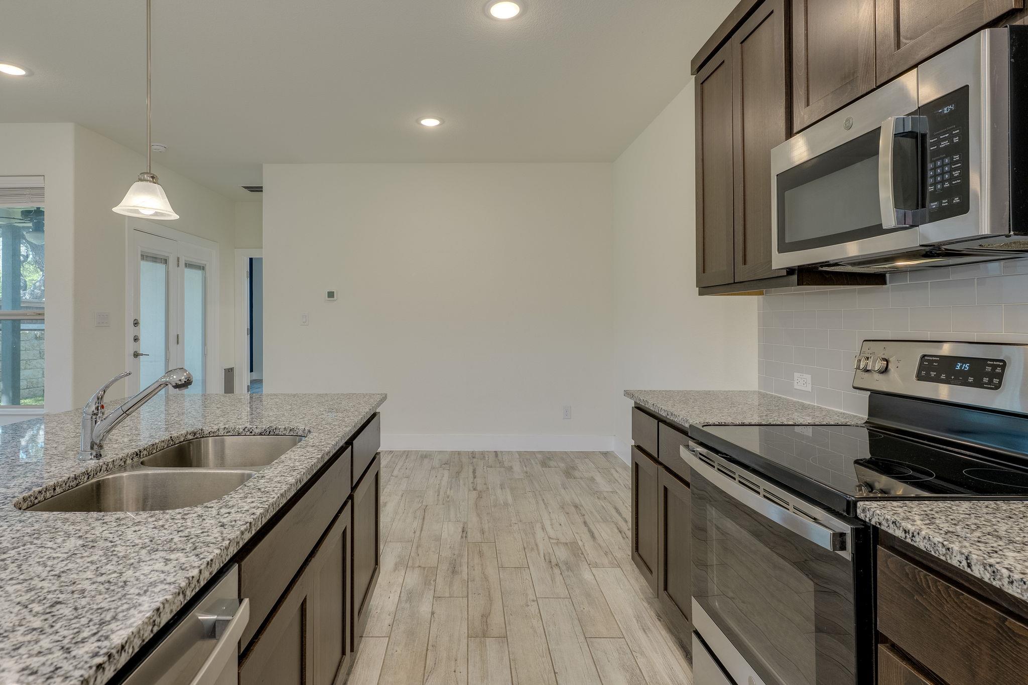 619 Parkline Dr, Georgetown, TX 78626