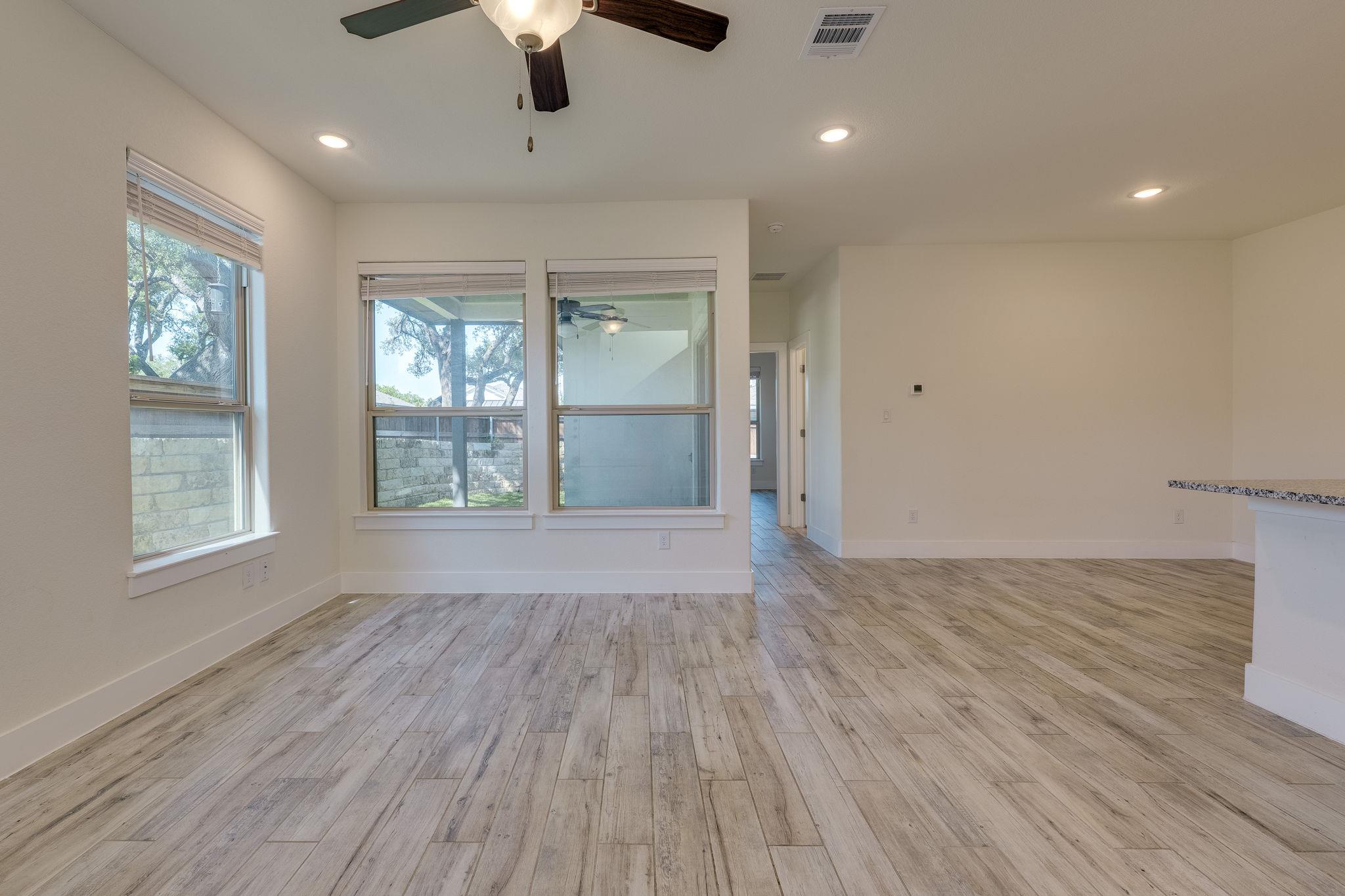 619 Parkline Dr, Georgetown, TX 78626