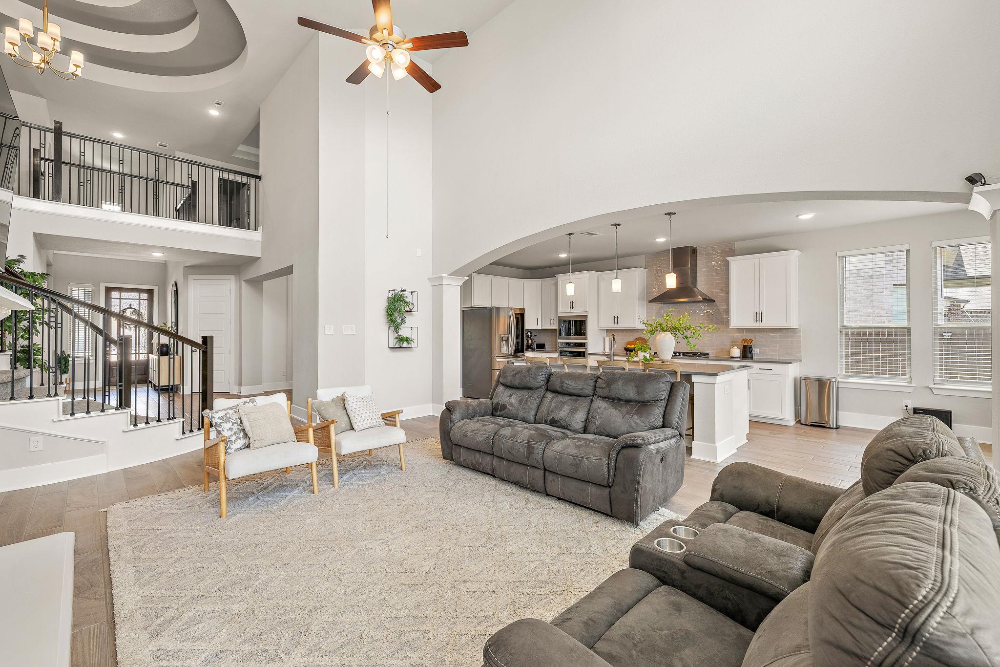 117 Rosa Dr, Liberty Hill, TX 78642