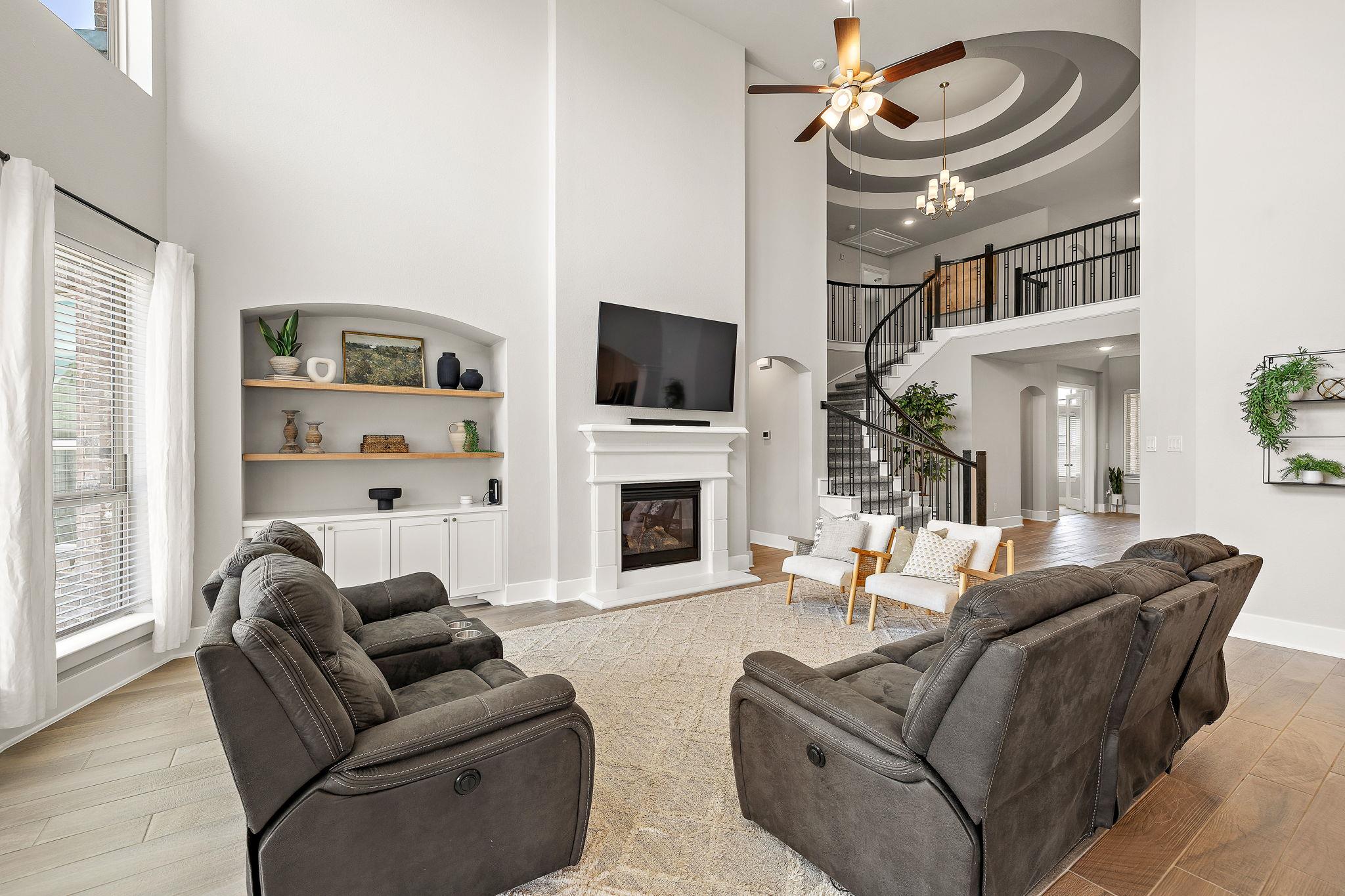 117 Rosa Dr, Liberty Hill, TX 78642