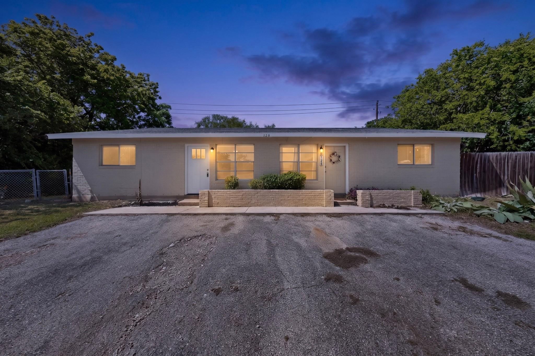 128 Coers Cir, San Marcos, TX 78666