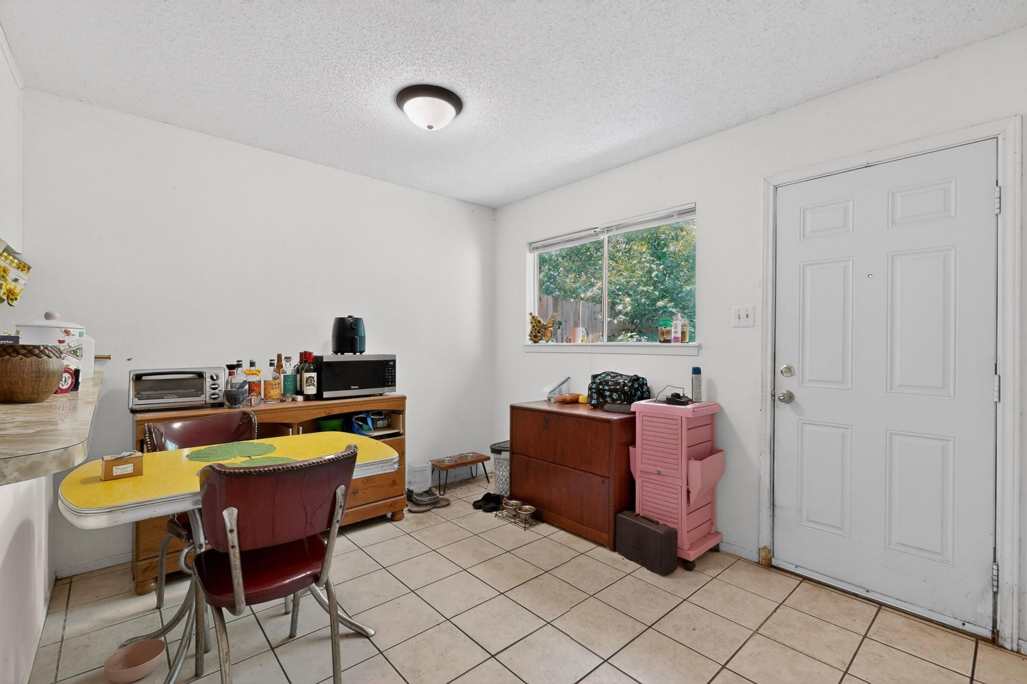 128 Coers Cir, San Marcos, TX 78666