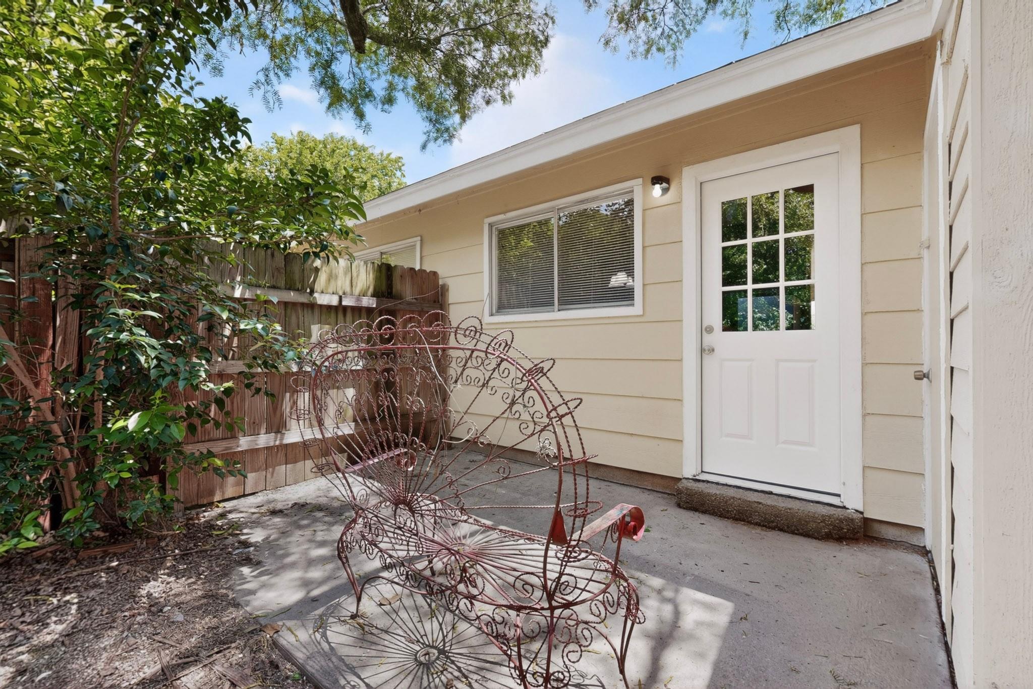 128 Coers Cir, San Marcos, TX 78666