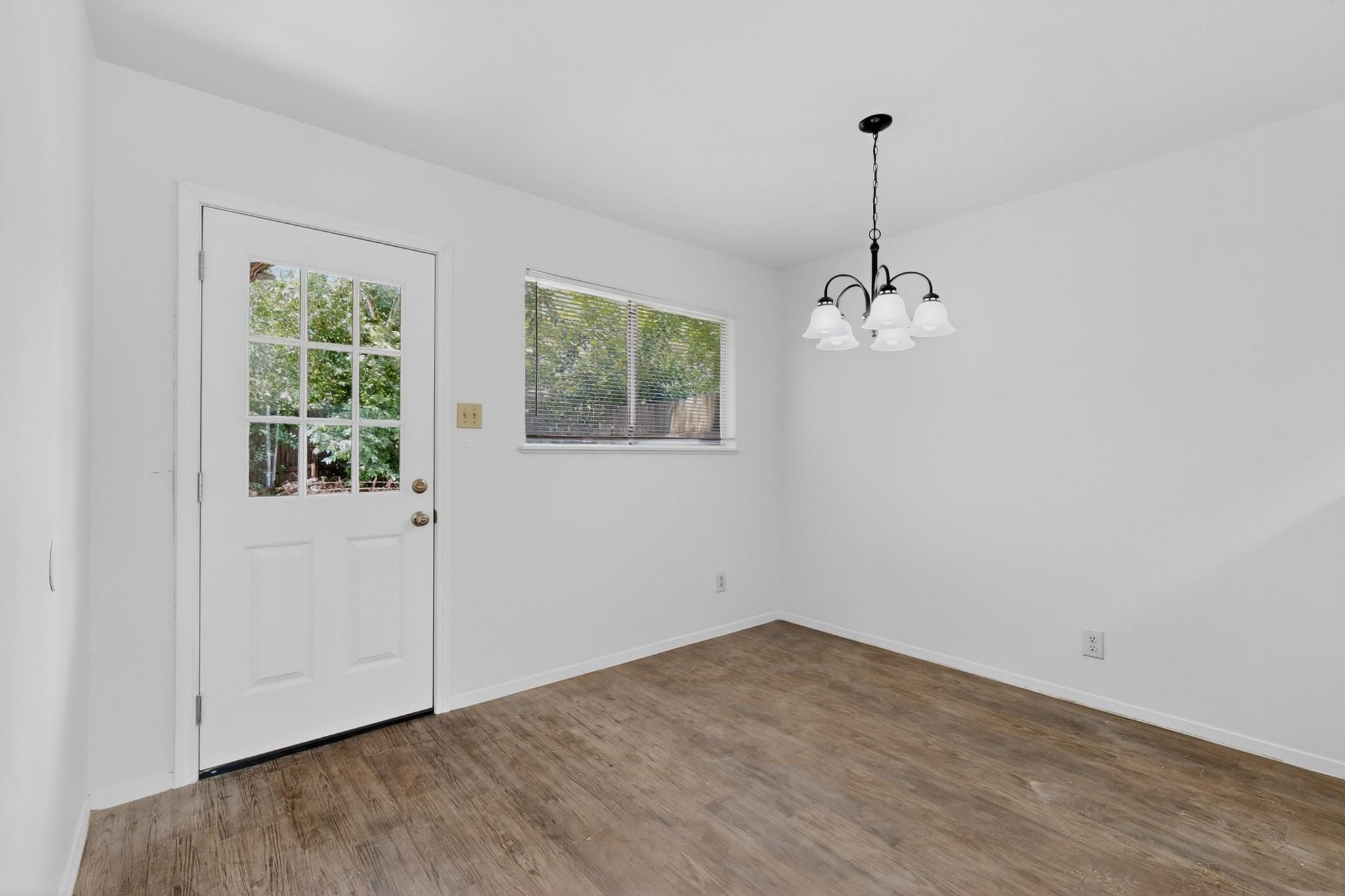 128 Coers Cir, San Marcos, TX 78666