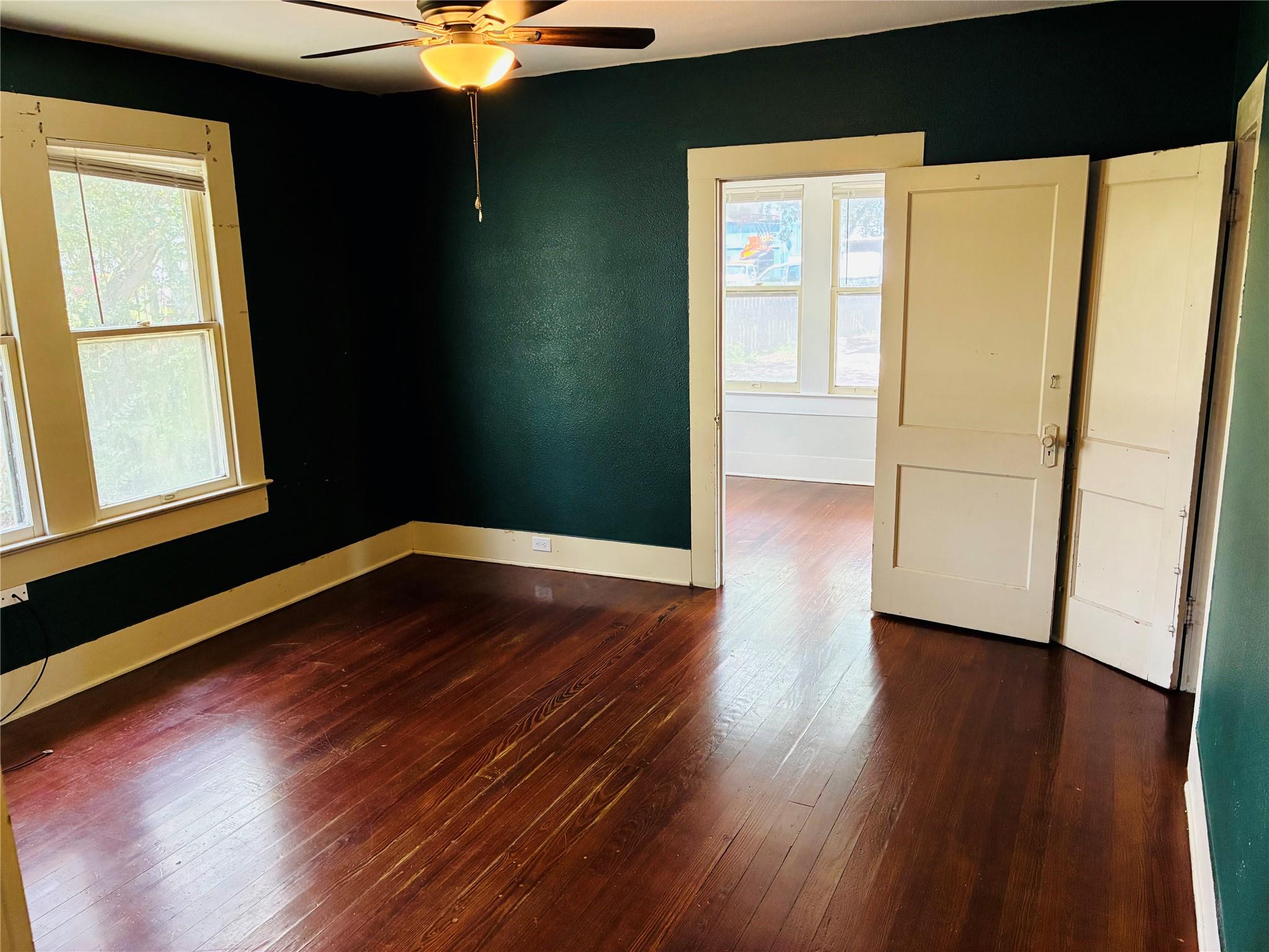 927 & 937 N Franklin St., La Grange, TX 78945