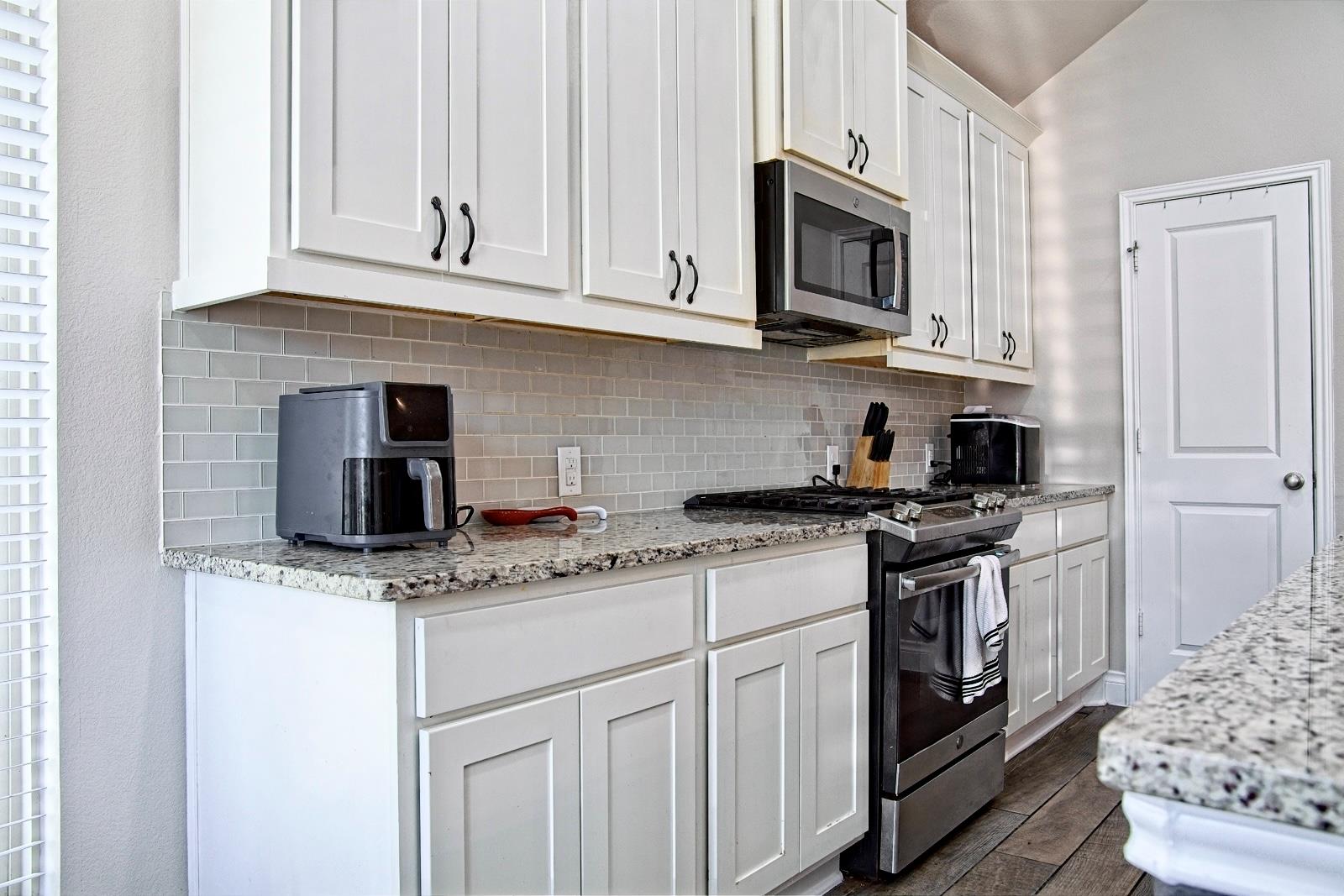 500 Inspiration Dr, Liberty Hill, TX 78642