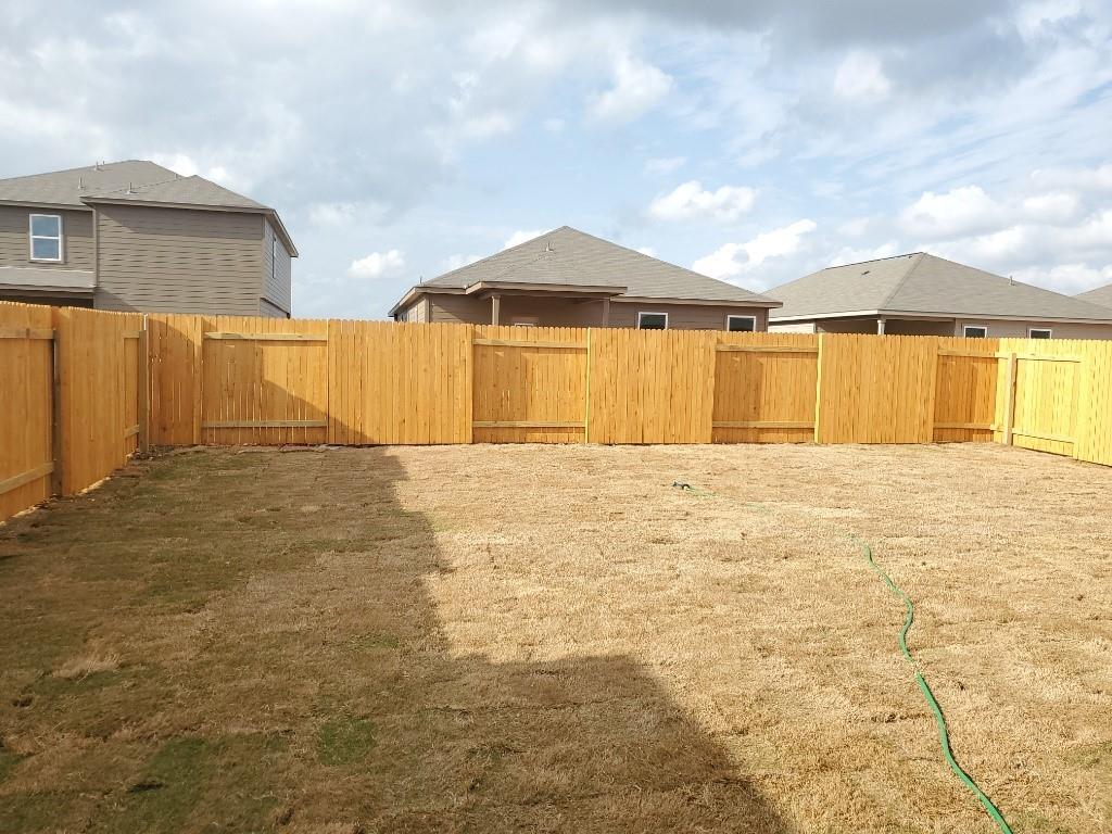 136 Constitution St, Liberty Hill, TX 78642