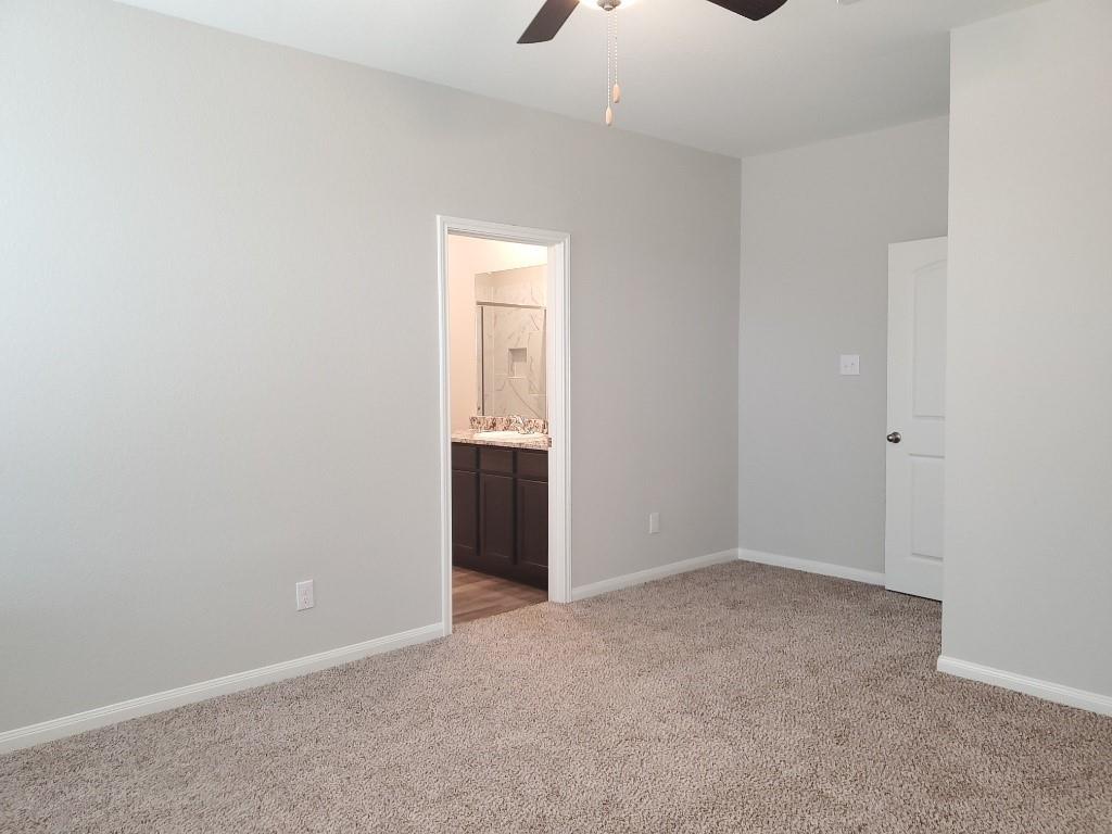 136 Constitution St, Liberty Hill, TX 78642