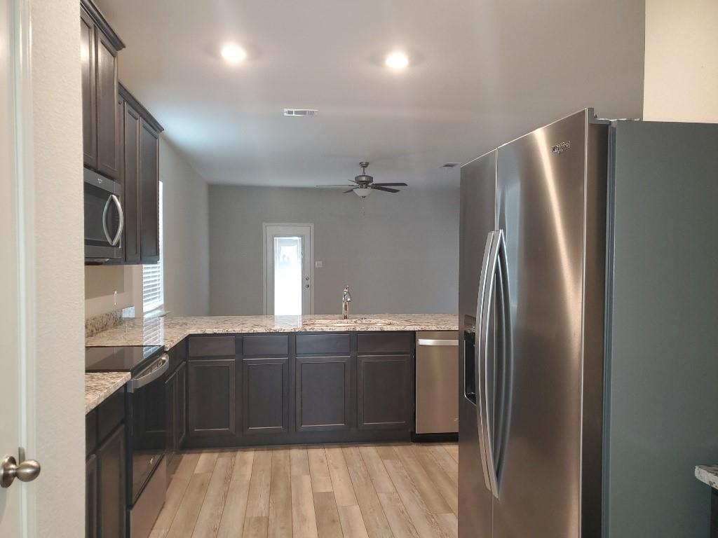 136 Constitution St, Liberty Hill, TX 78642