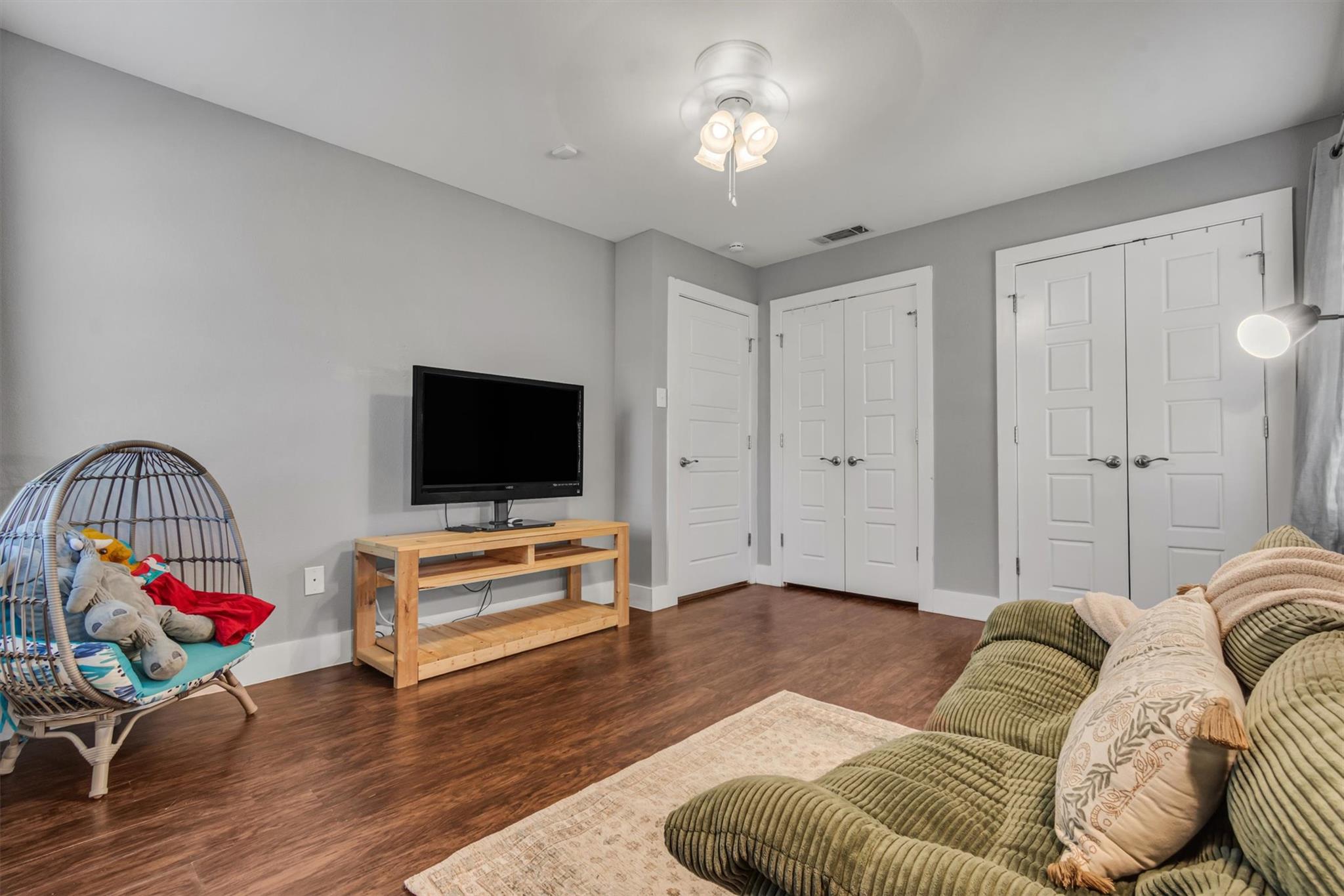 1009 Crepe Myrtle Dr, San Marcos, TX 78666