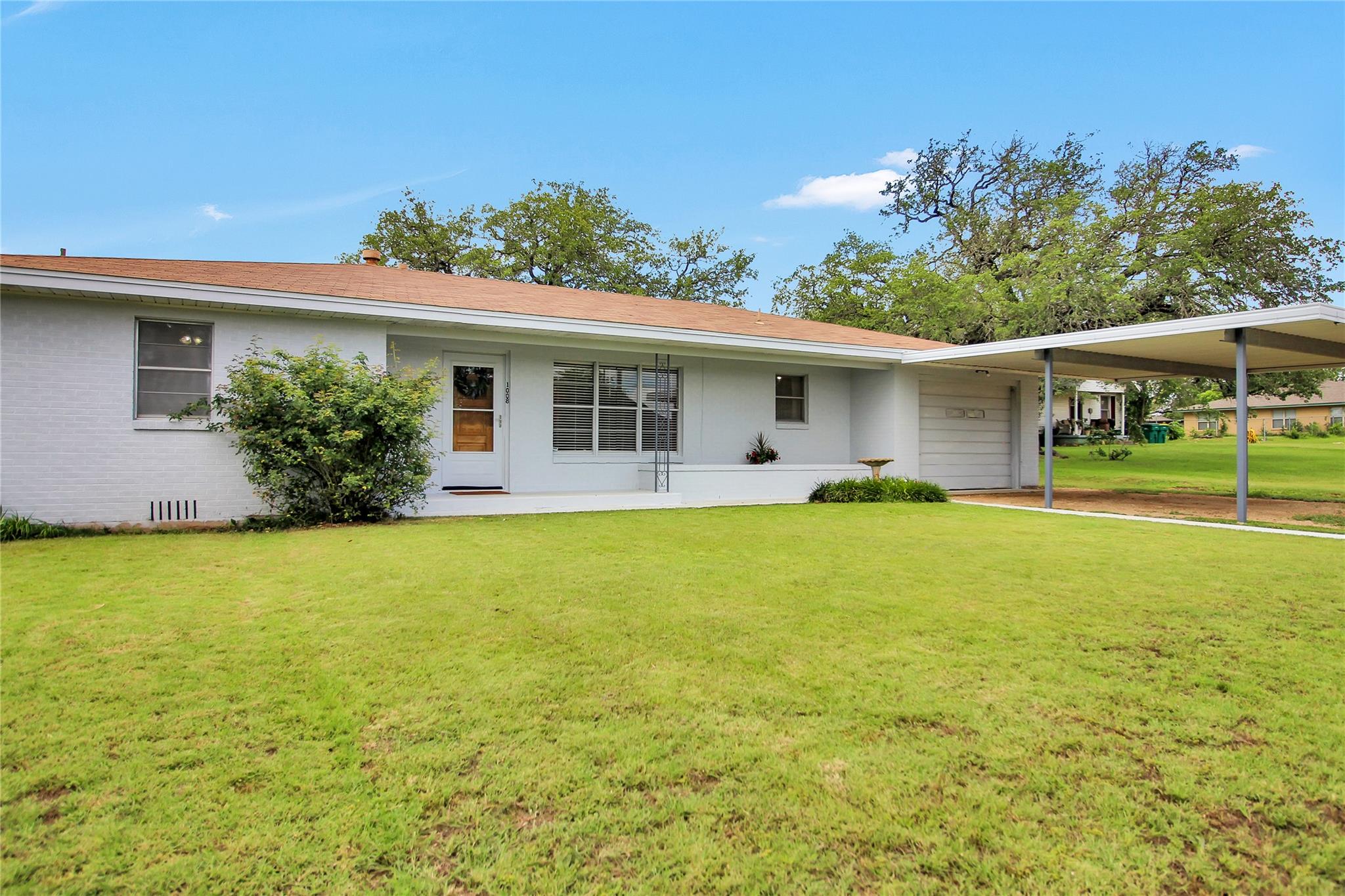 1008 W Avenue D Ave, Belton, TX 76513