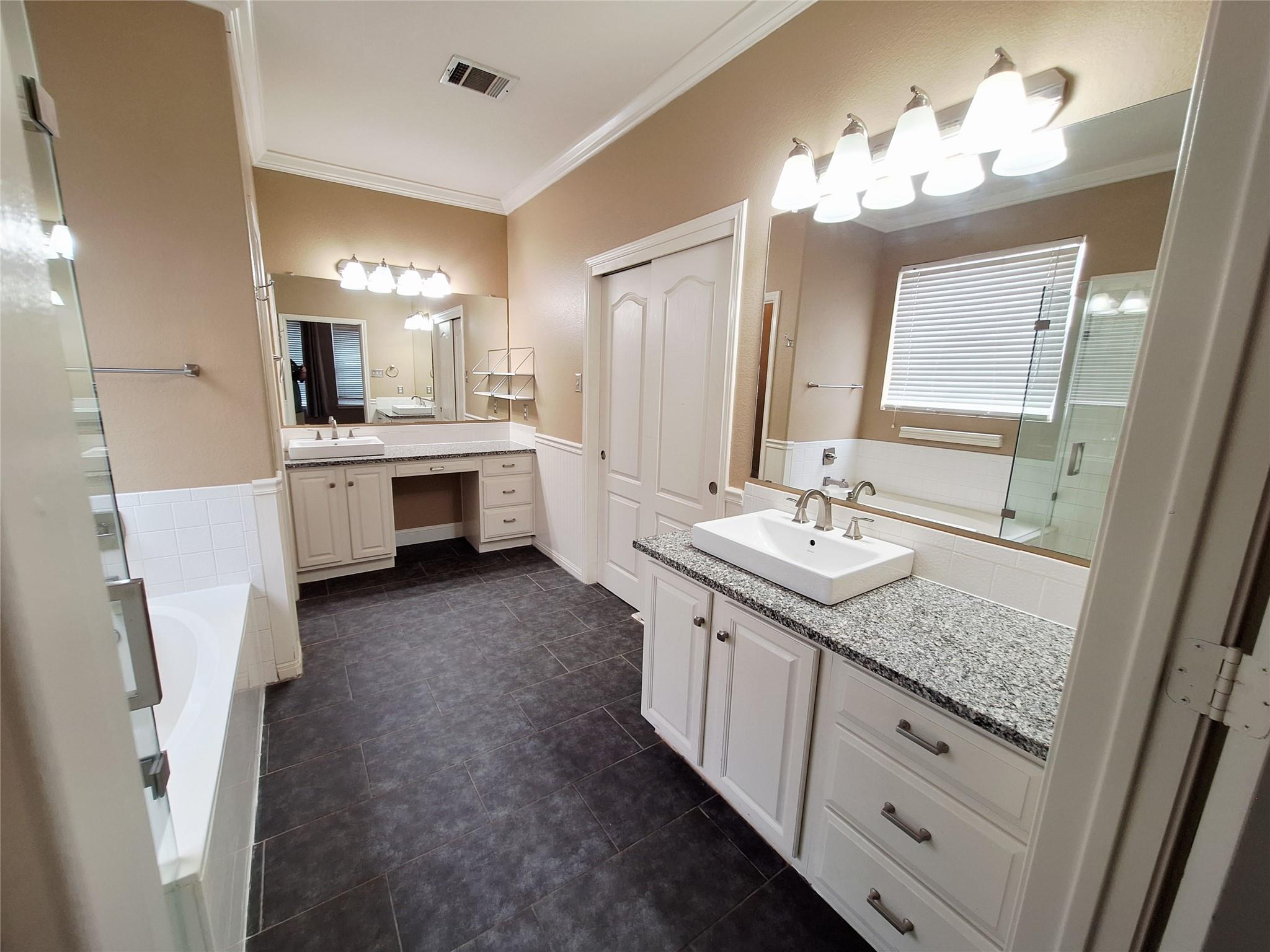 2122 Wheaton Trl, Cedar Park, TX 78613