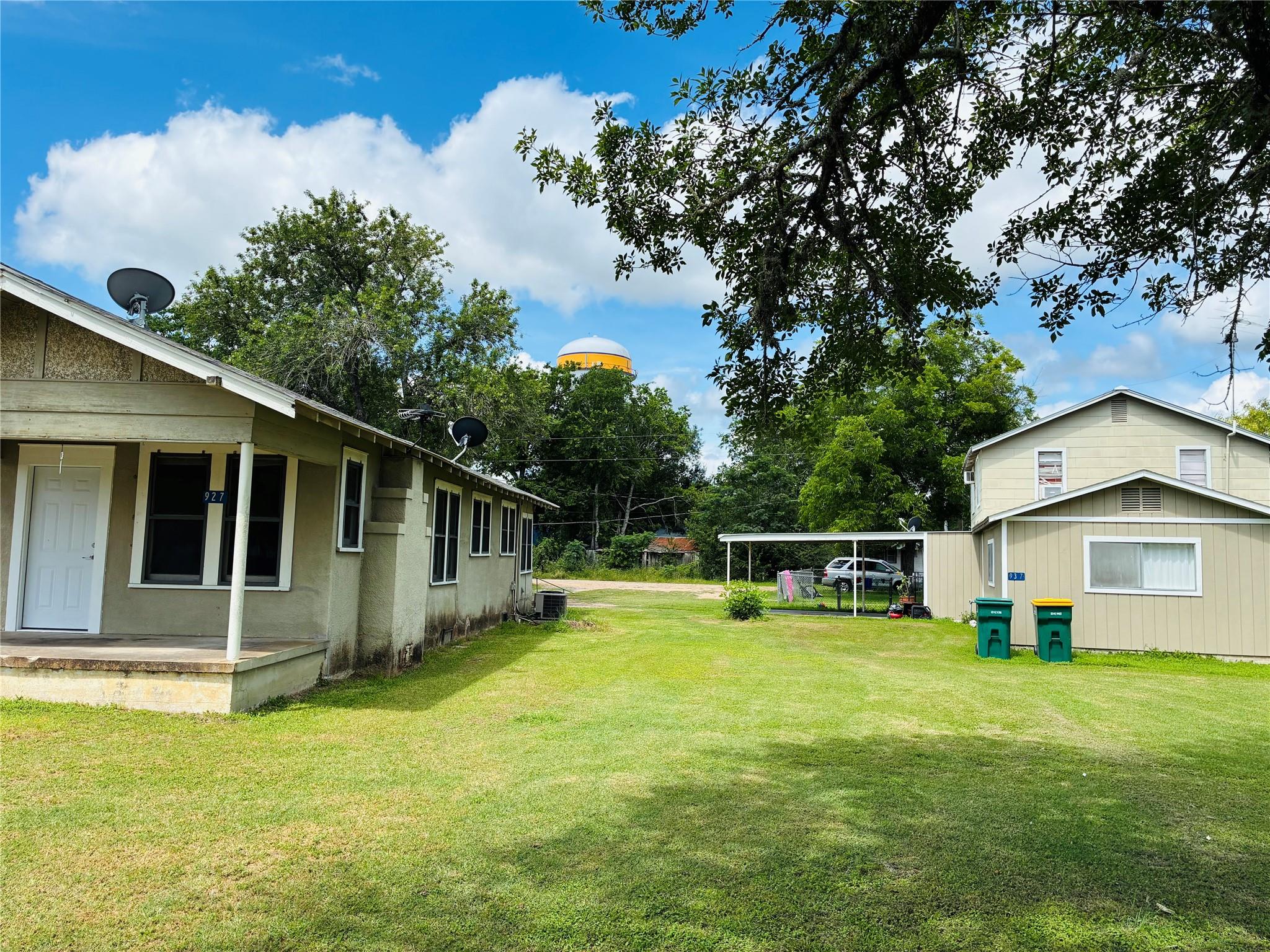 927937 N Franklin St, La Grange, TX 78945