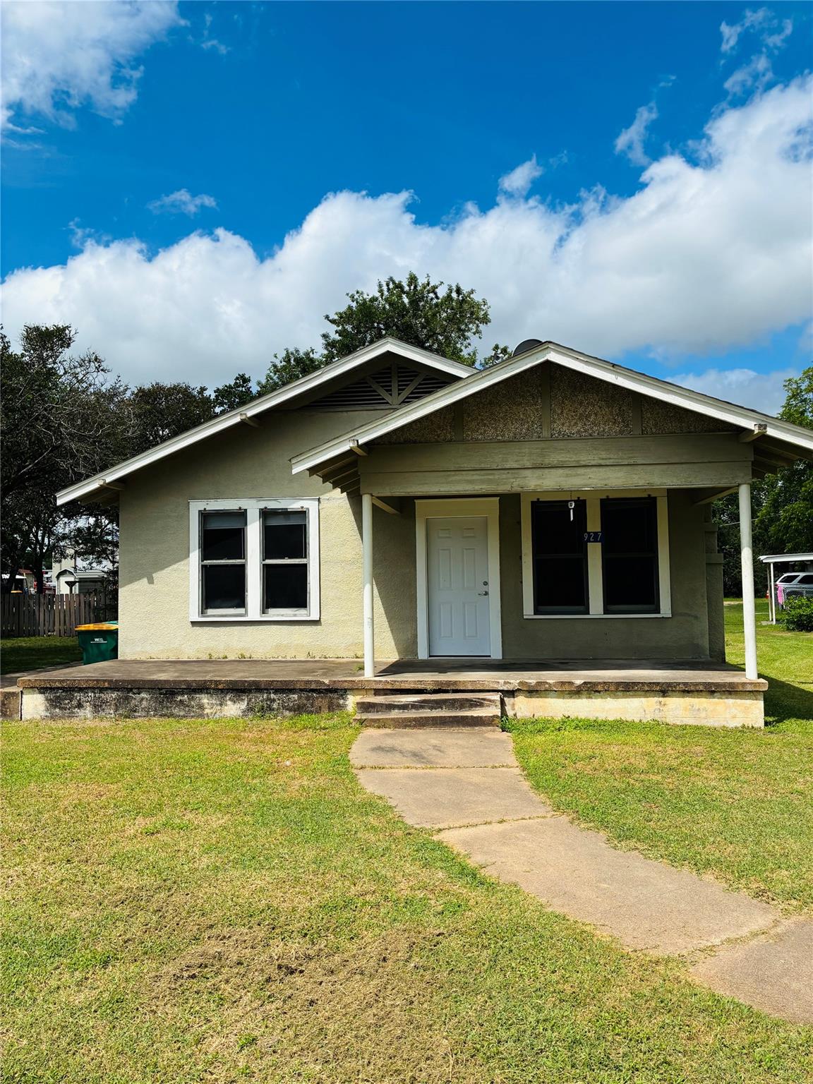 927937 N Franklin St, La Grange, TX 78945