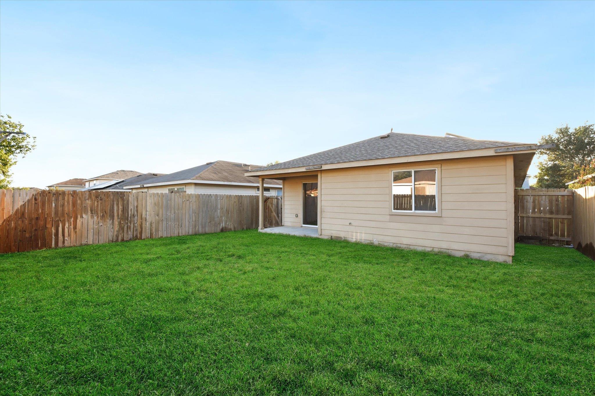 5713 Las Alas Trl, Del Valle, TX 78617