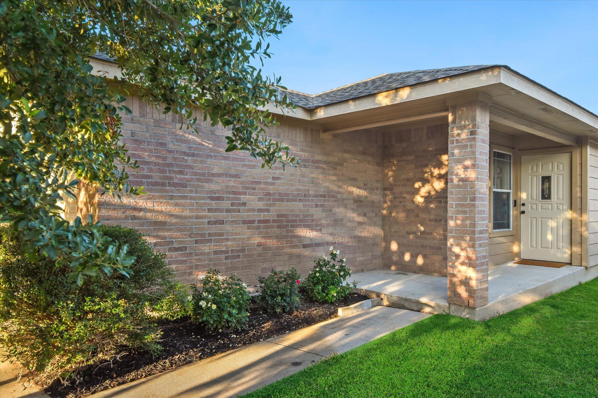 5713 Las Alas Trl, Del Valle, TX 78617