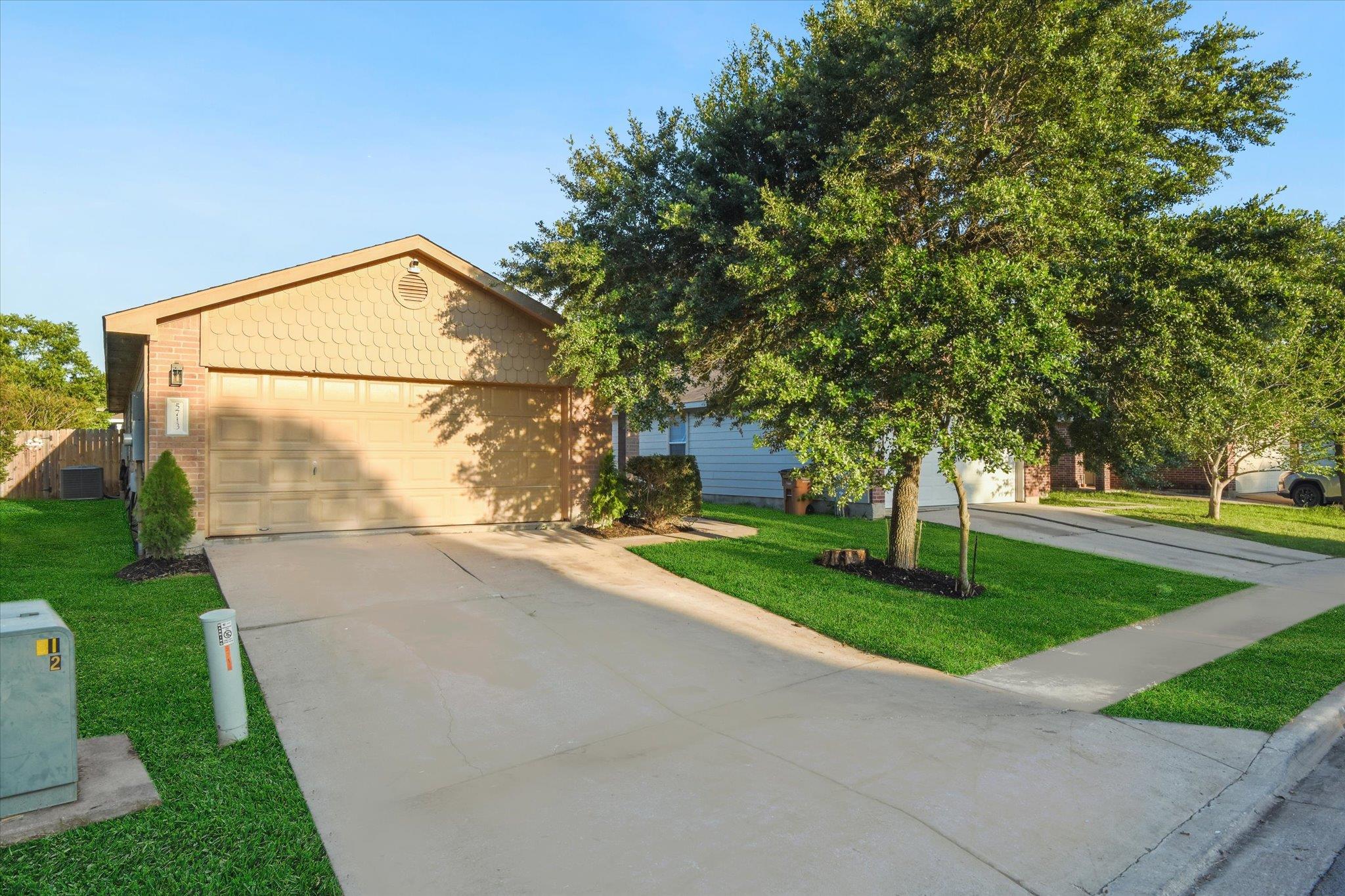 5713 Las Alas Trl, Del Valle, TX 78617