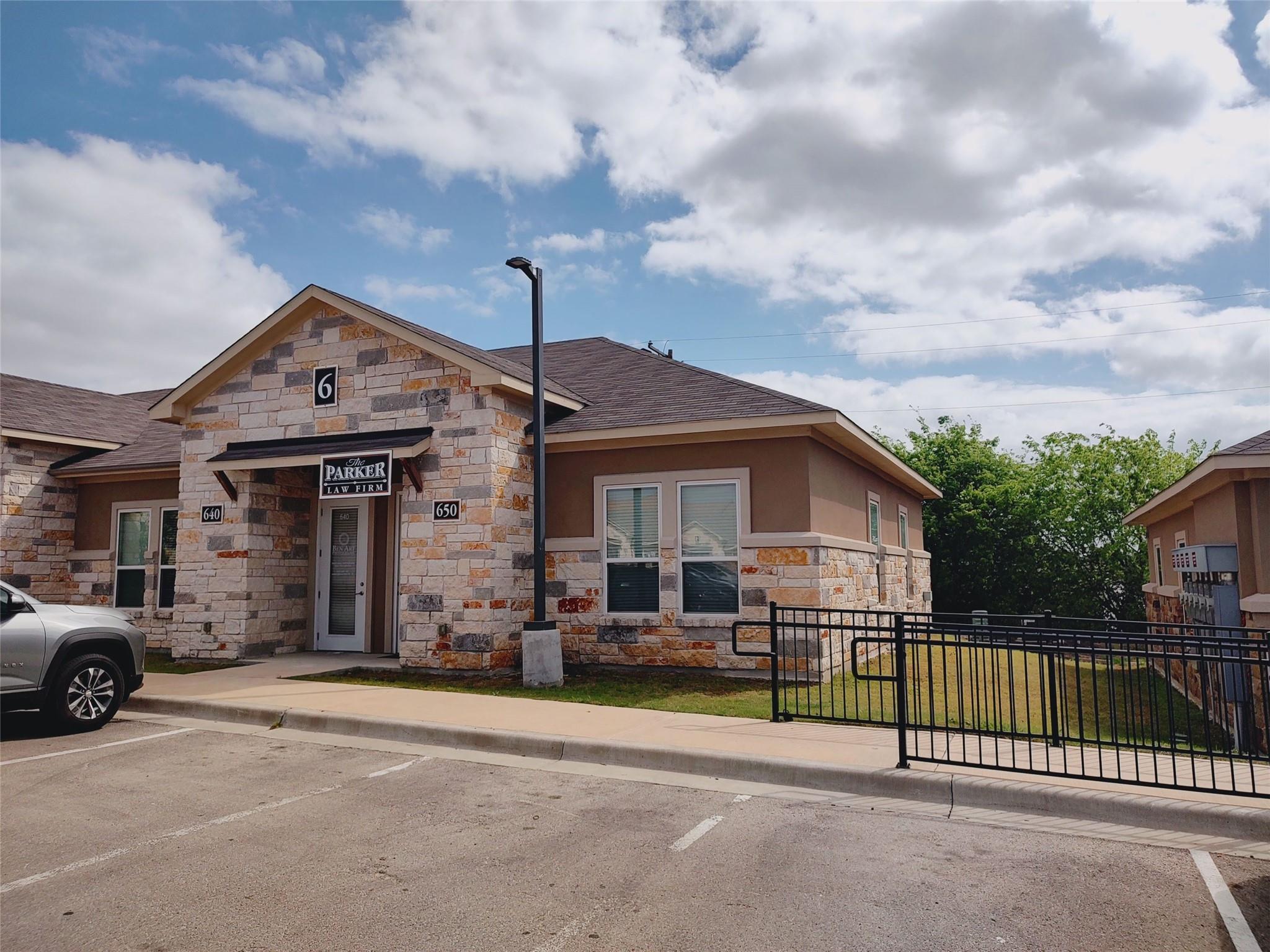 1000 Gattis School Rd # 650, Round Rock, TX 78664