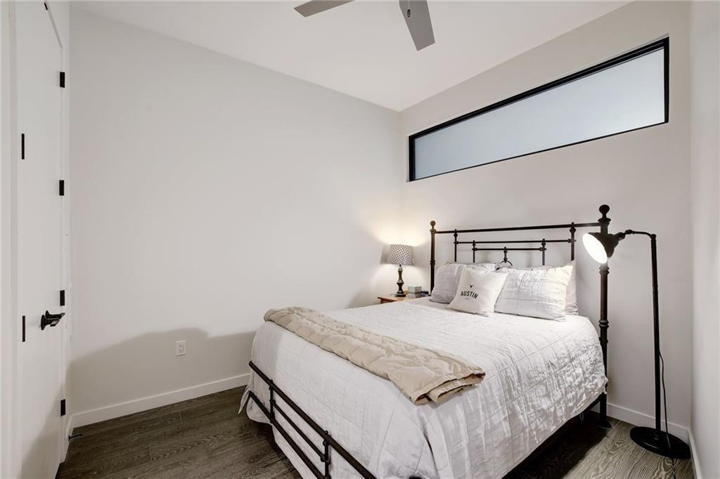 800 Embassy Dr # 209, Austin, TX 78702
