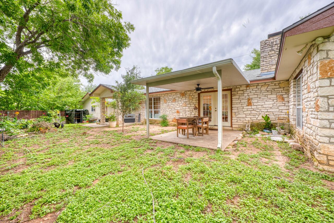 301 6th St, Marble Falls, TX 78654