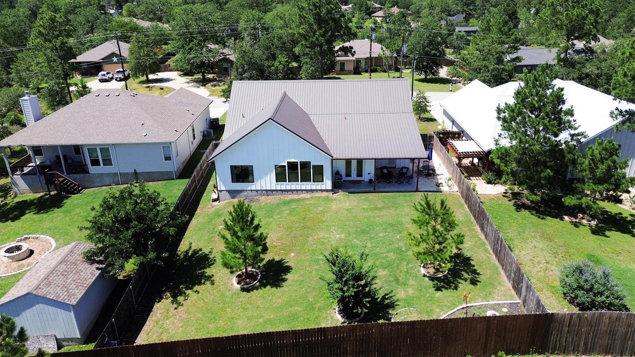 329 Kaanapali Ln, Bastrop, TX 78602
