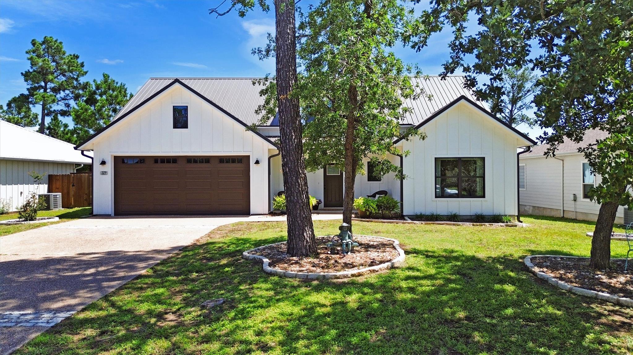 329 Kaanapali Ln, Bastrop, TX 78602