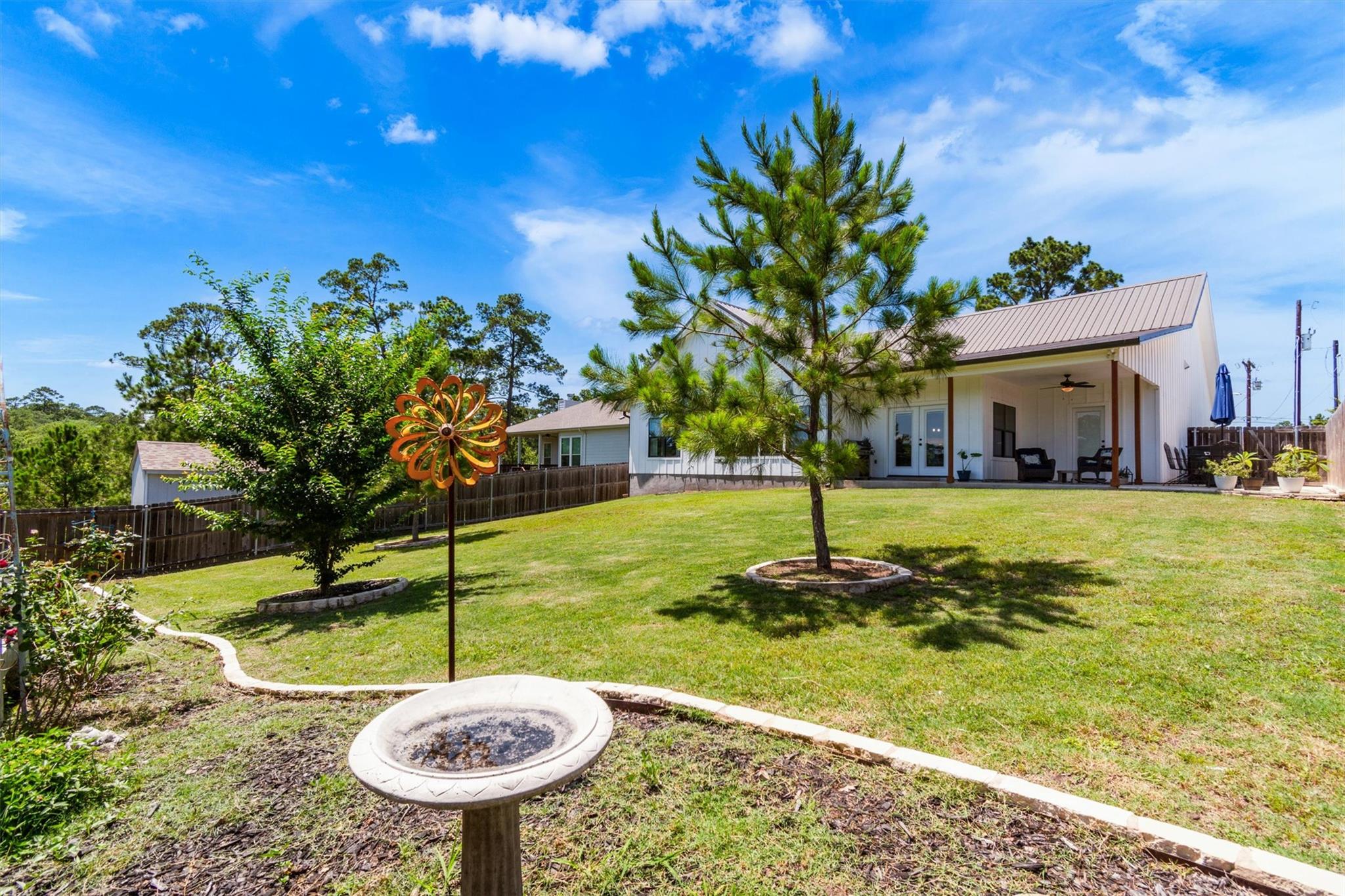 329 Kaanapali Ln, Bastrop, TX 78602