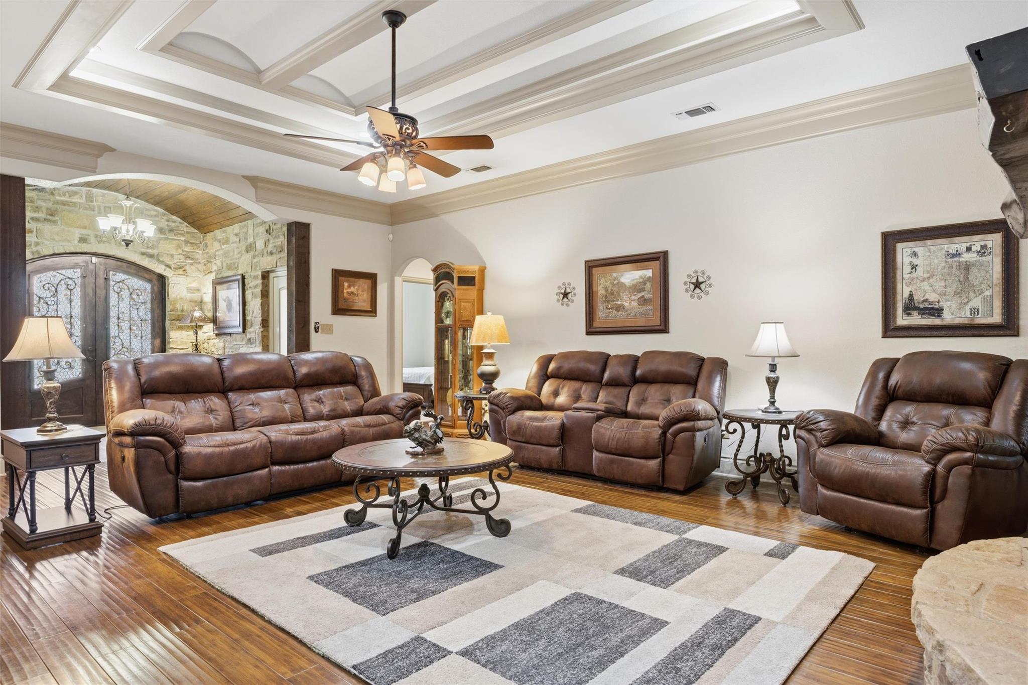 4366 Royal St, Salado, TX 76571