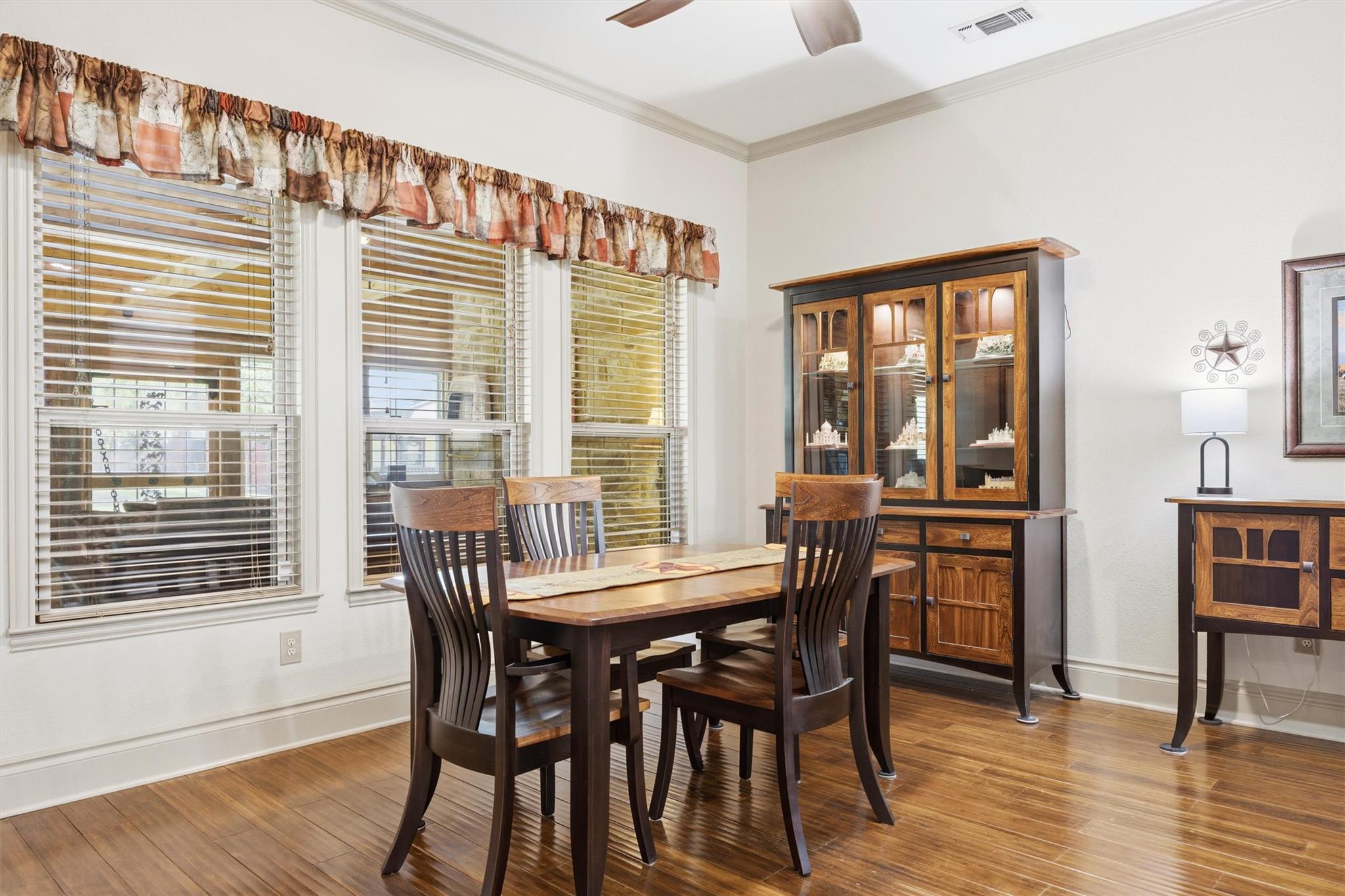4366 Royal St, Salado, TX 76571