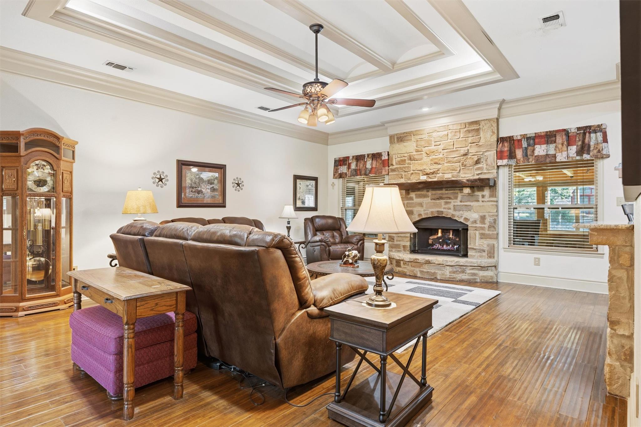 4366 Royal St, Salado, TX 76571