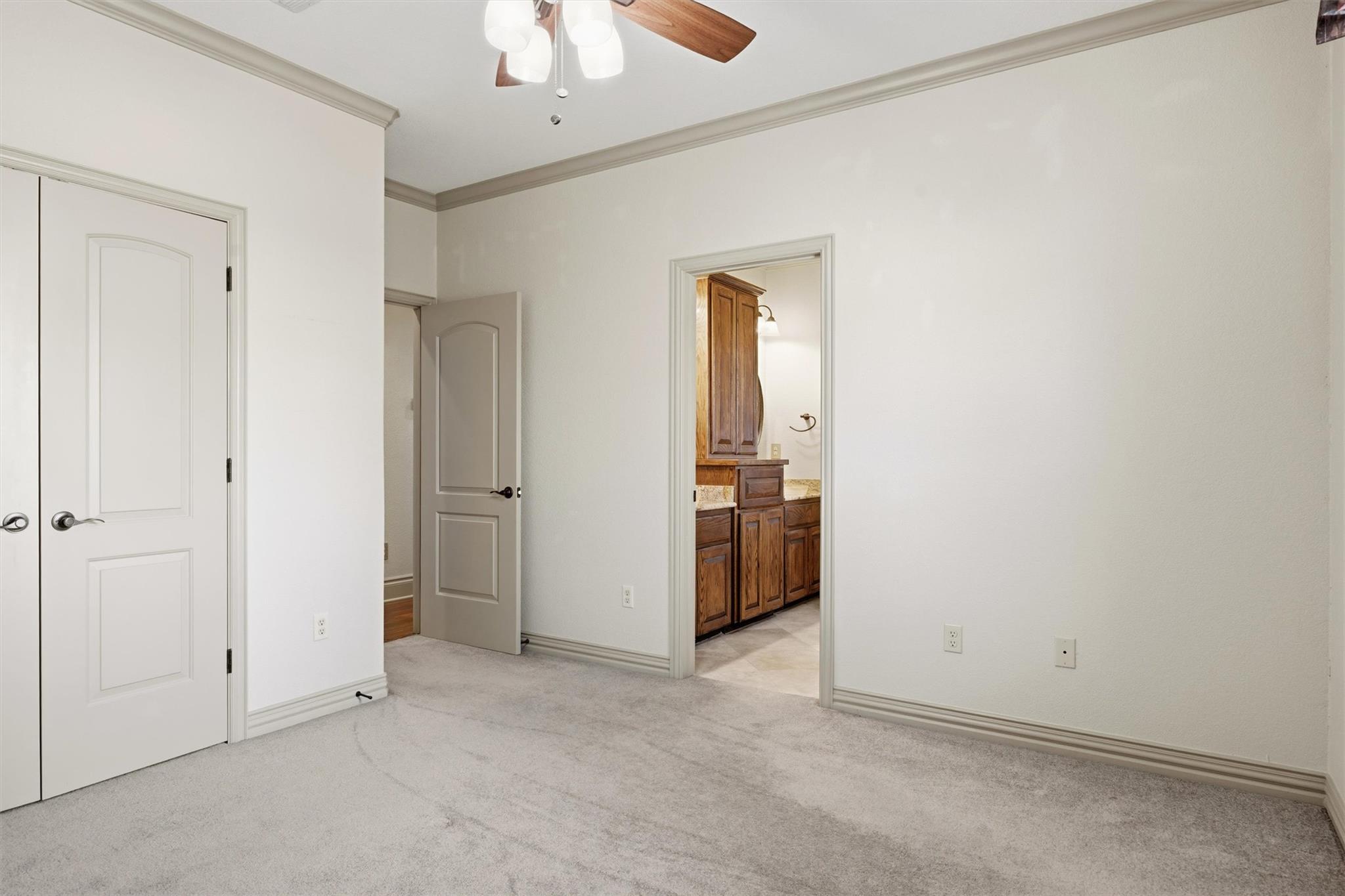 4366 Royal St, Salado, TX 76571