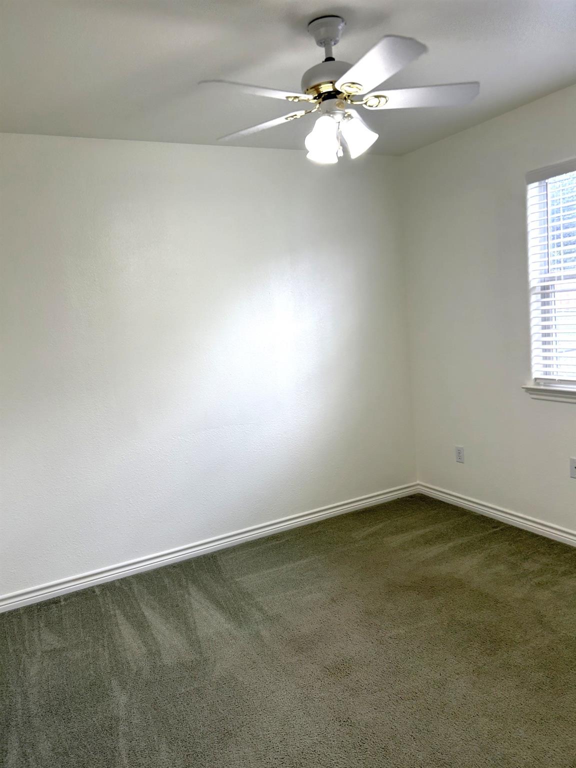 1207 Ash Dr, Marble Falls, TX 78654