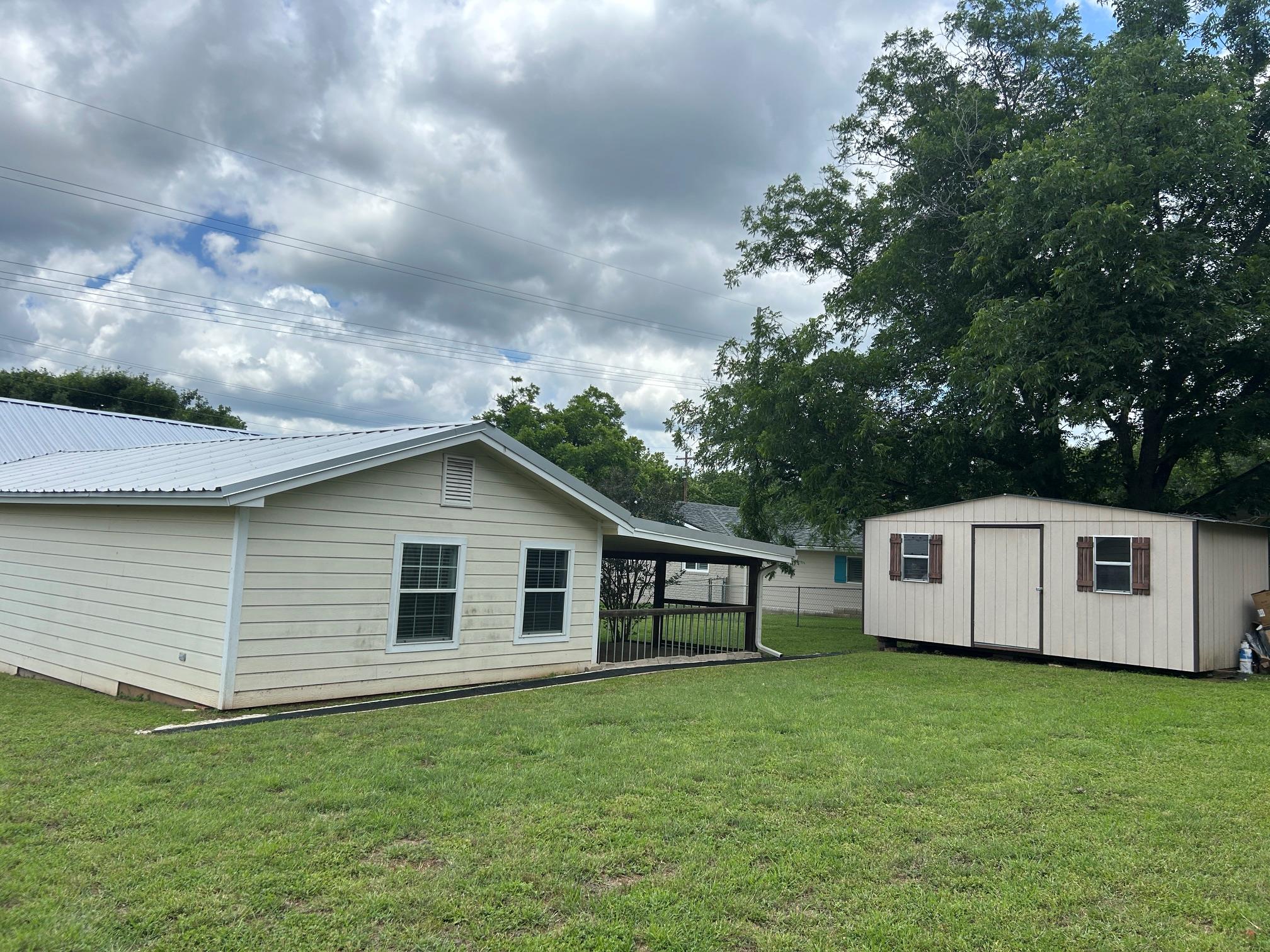 1207 Ash Dr, Marble Falls, TX 78654
