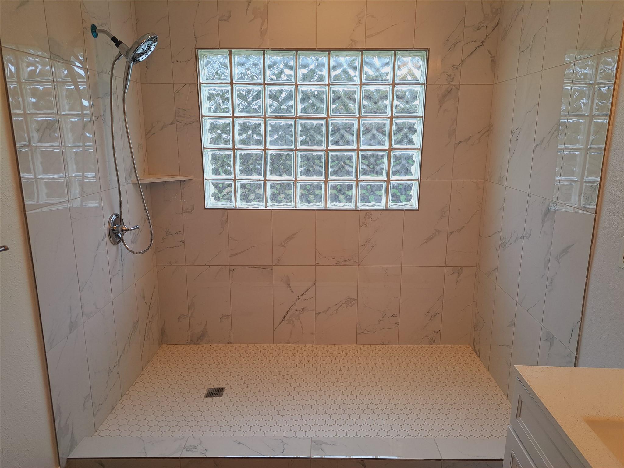 21604 Boggy Ford Rd, Lago Vista, TX 78645