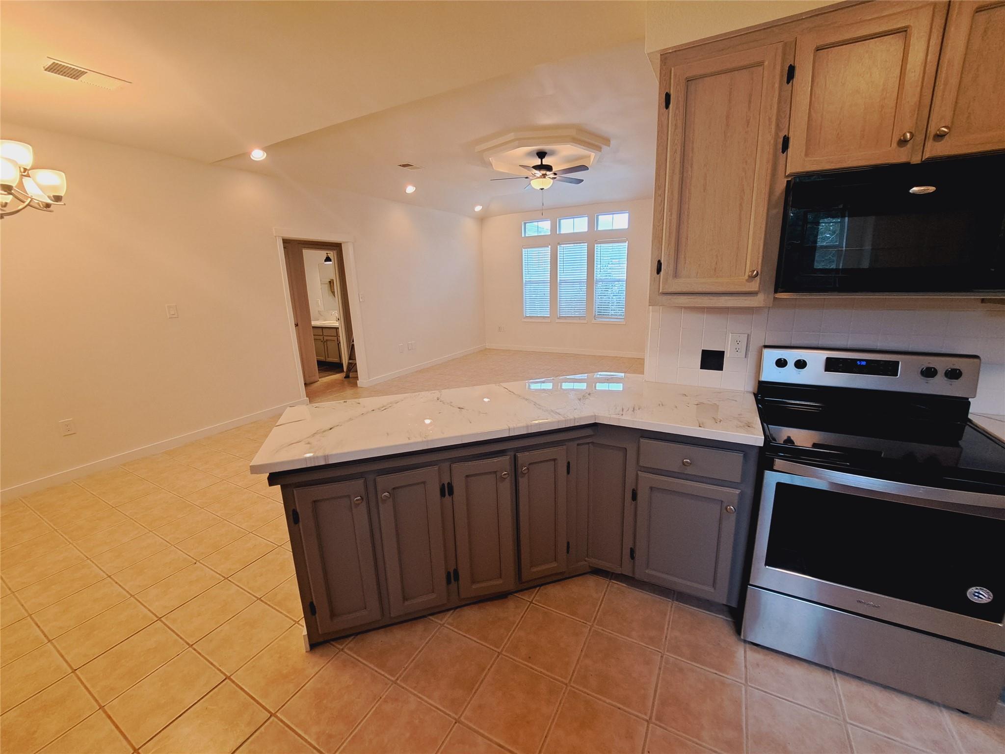 21604 Boggy Ford Rd, Lago Vista, TX 78645