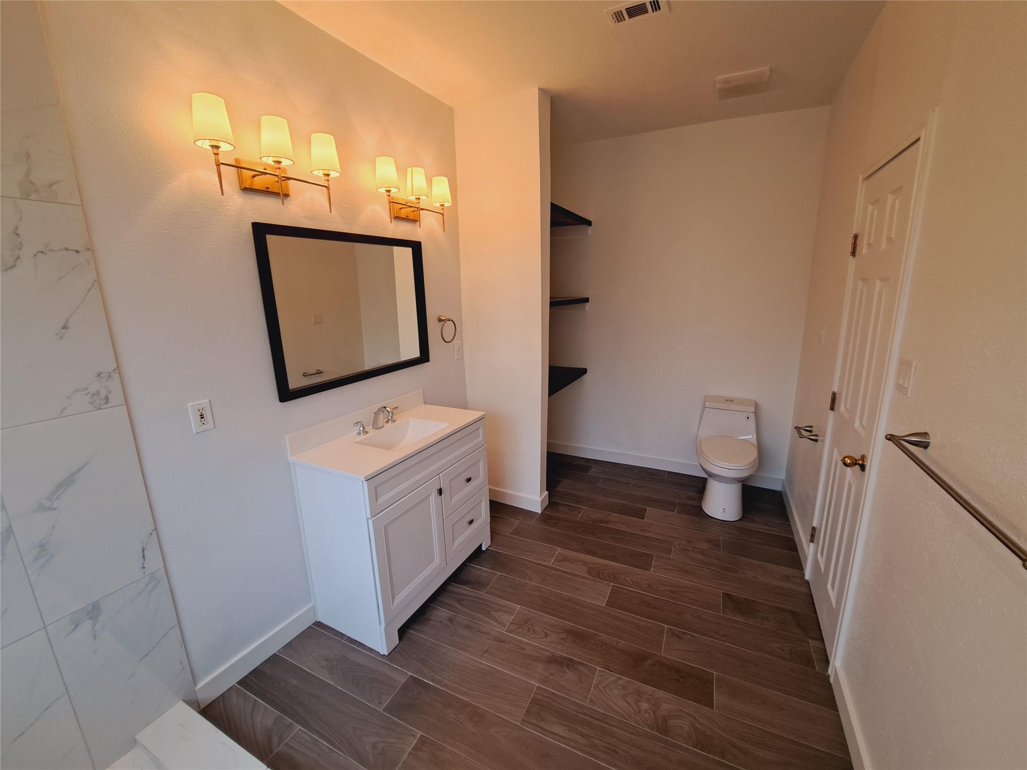 21604 Boggy Ford Rd, Lago Vista, TX 78645