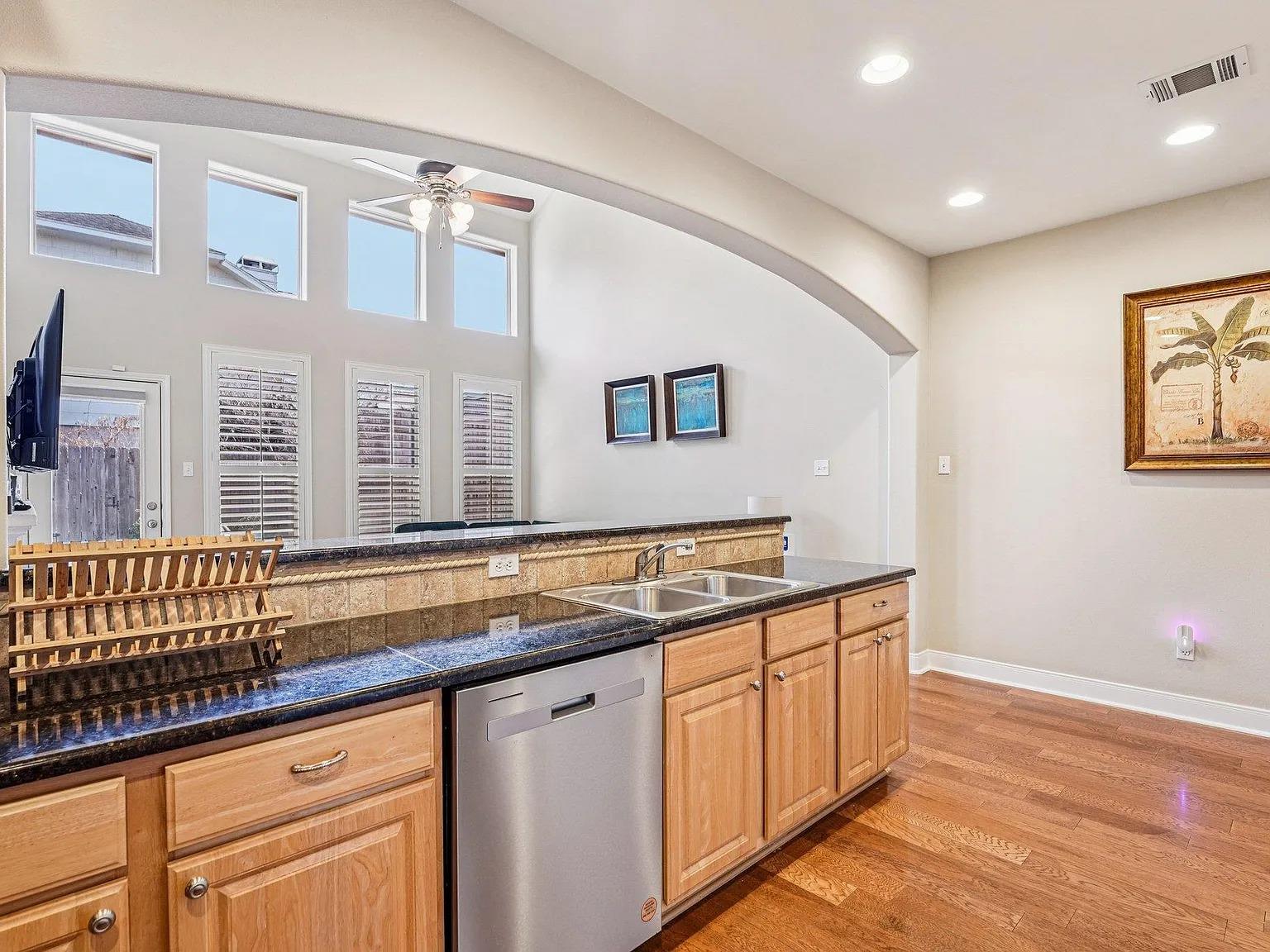 2210 Onion Creek Pkwy # 1104, Austin, TX 78747