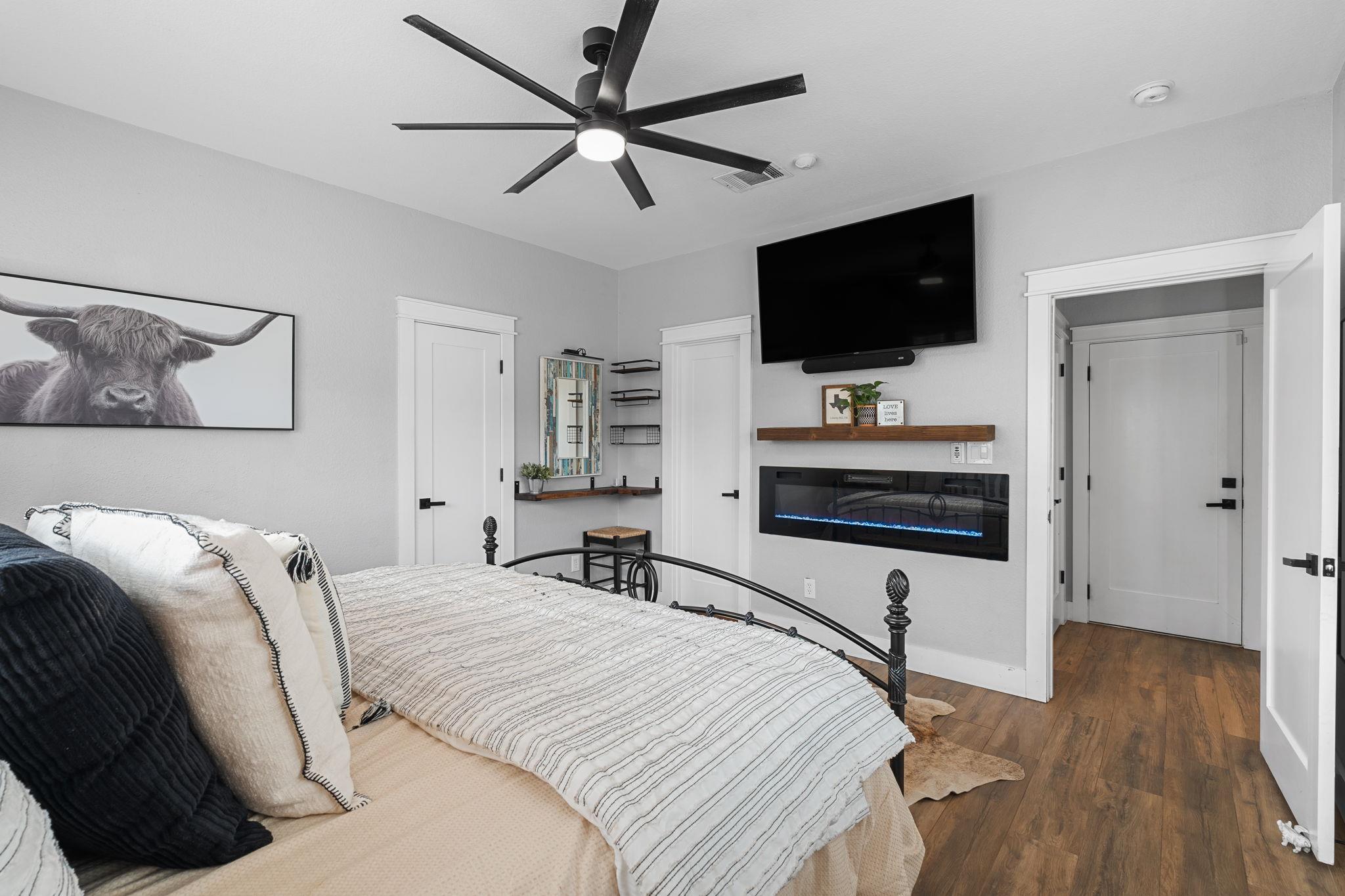 140 Shin Oak Ln, Liberty Hill, TX 78642