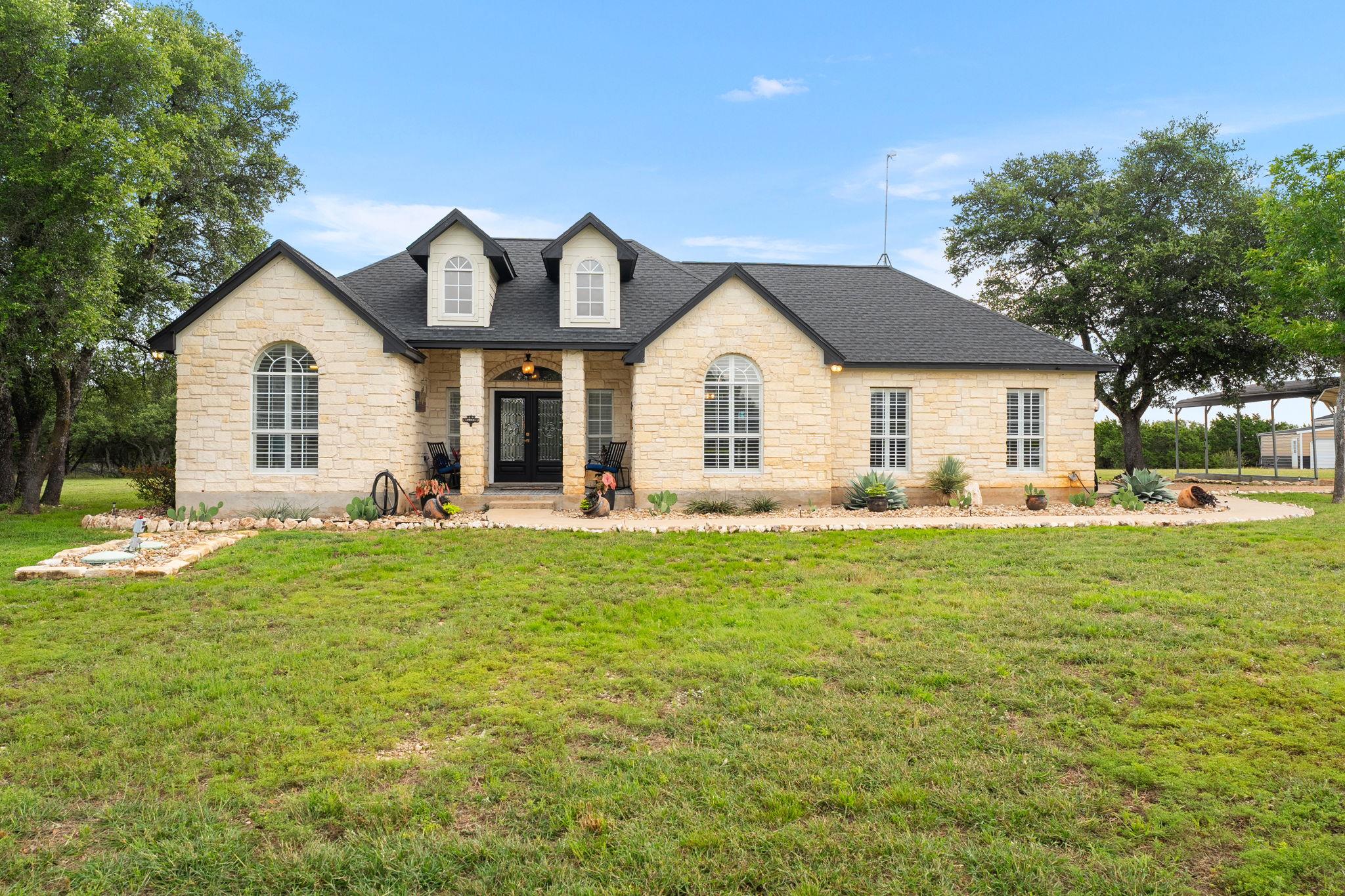 140 Shin Oak Ln, Liberty Hill, TX 78642