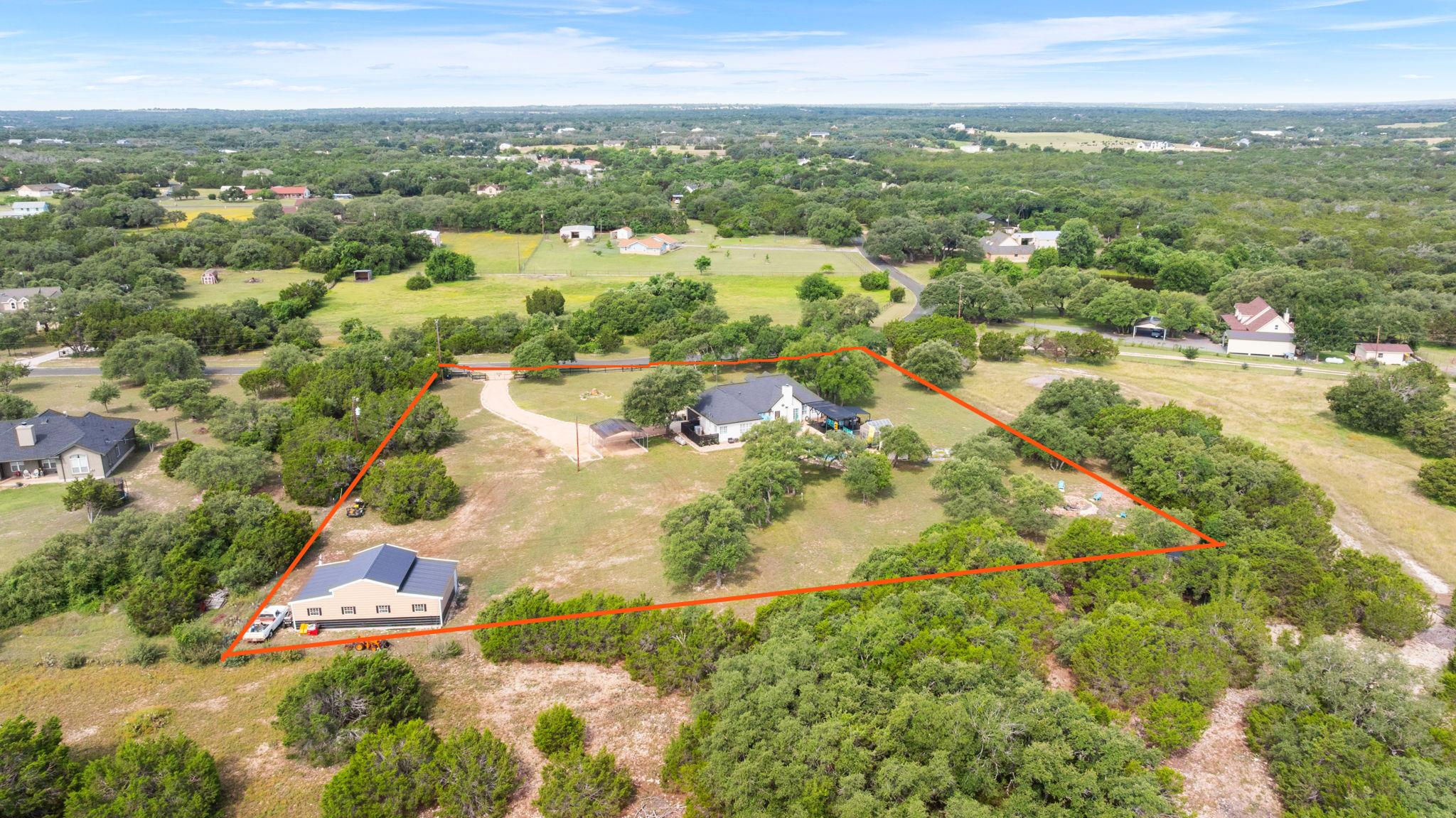 140 Shin Oak Ln, Liberty Hill, TX 78642