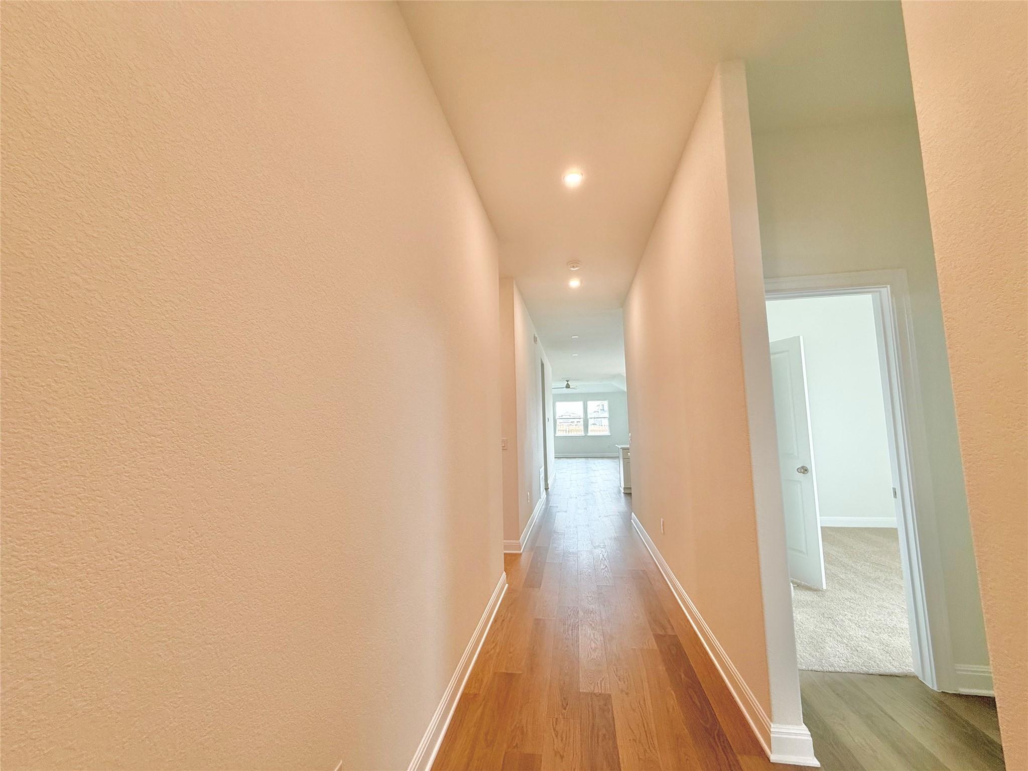 270 Pale Horse Bnd, Buda, TX 78610