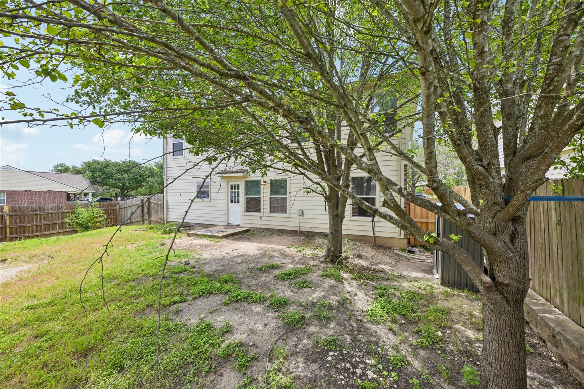 364 Hometown Pkwy, Kyle, TX 78640