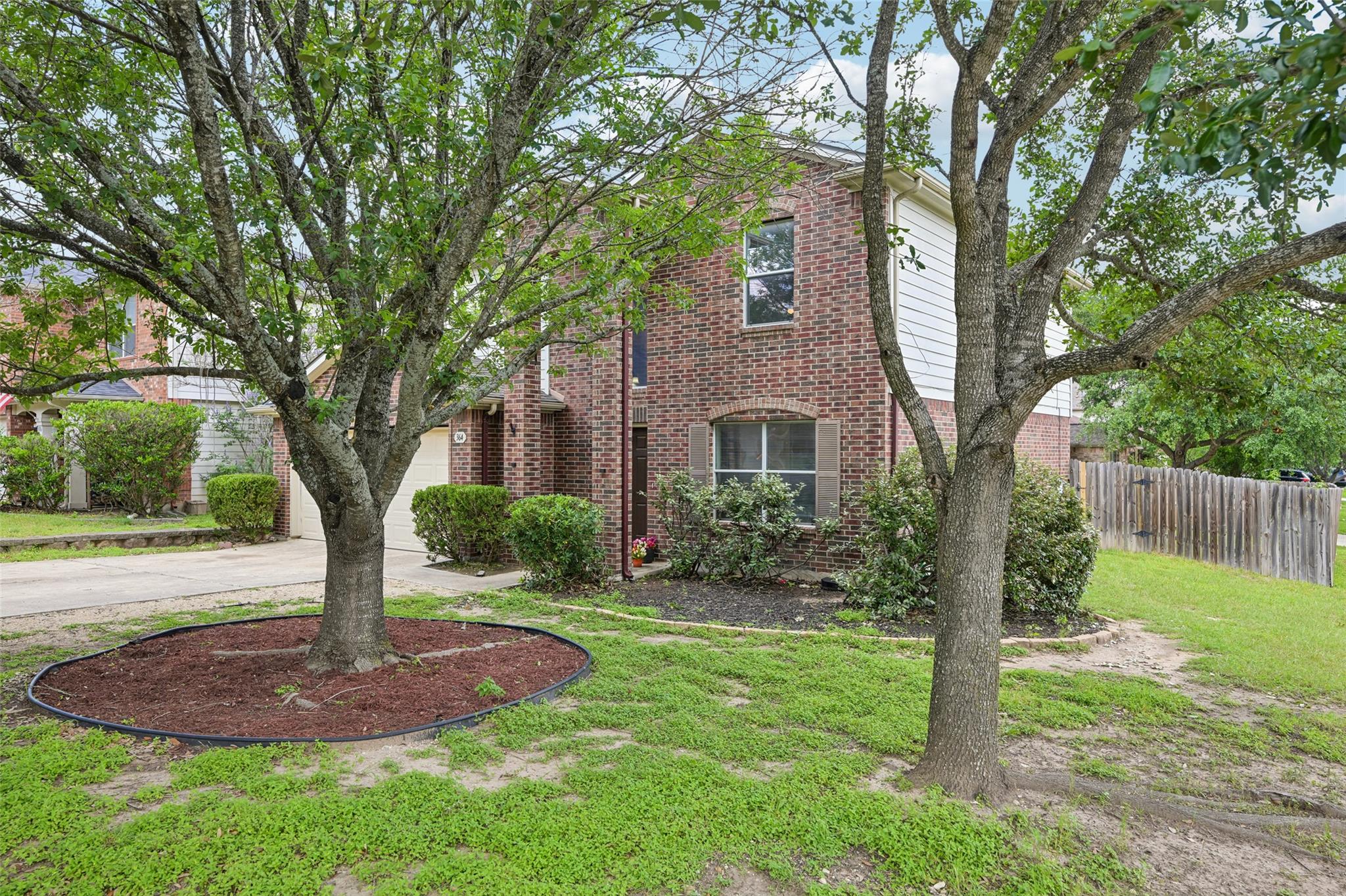 364 Hometown Pkwy, Kyle, TX 78640